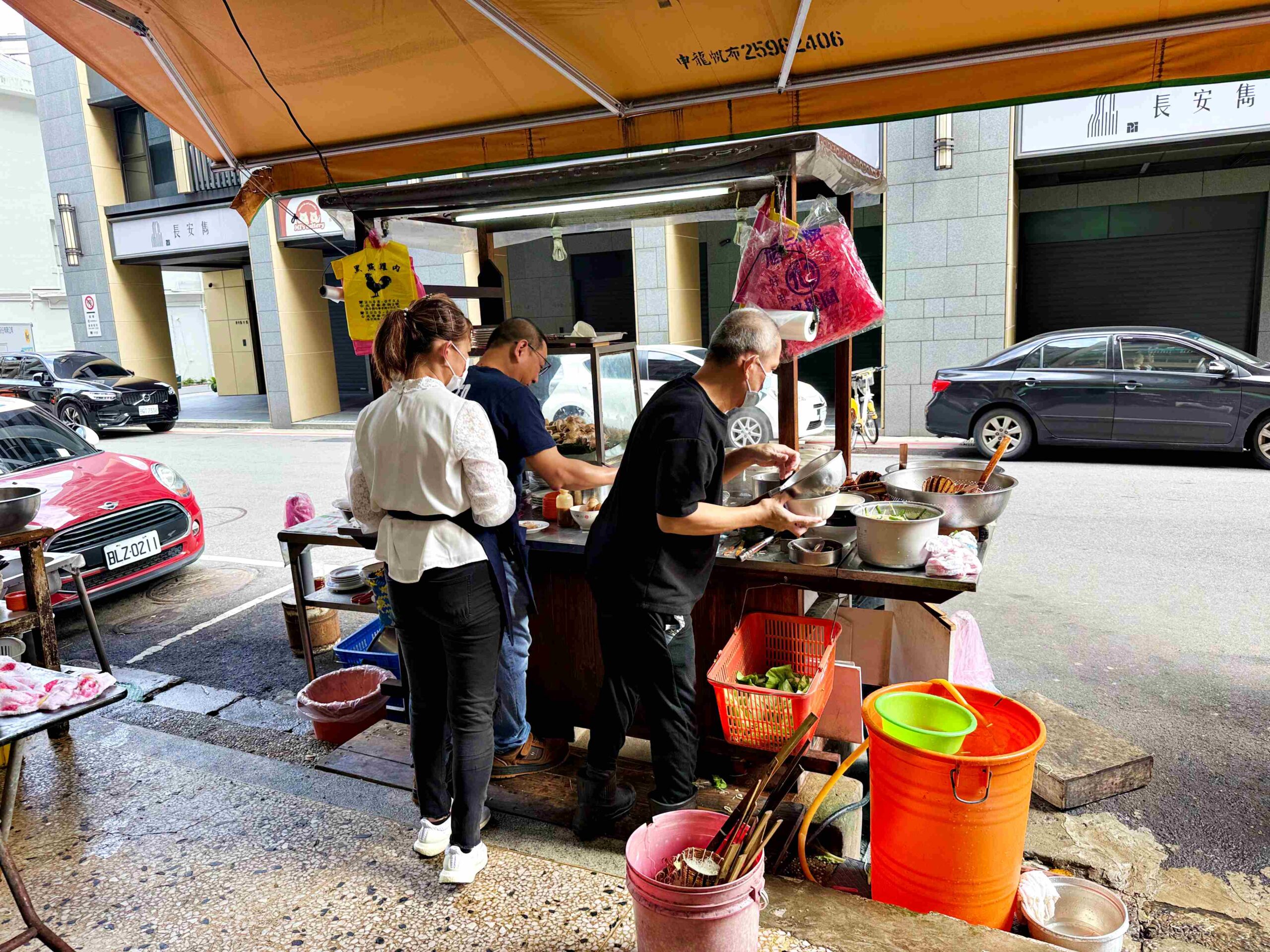 【北門美食】黑點雞肉，巷弄內連日本觀光客超愛的古早味小吃推薦(菜單) @趙先生吃飯