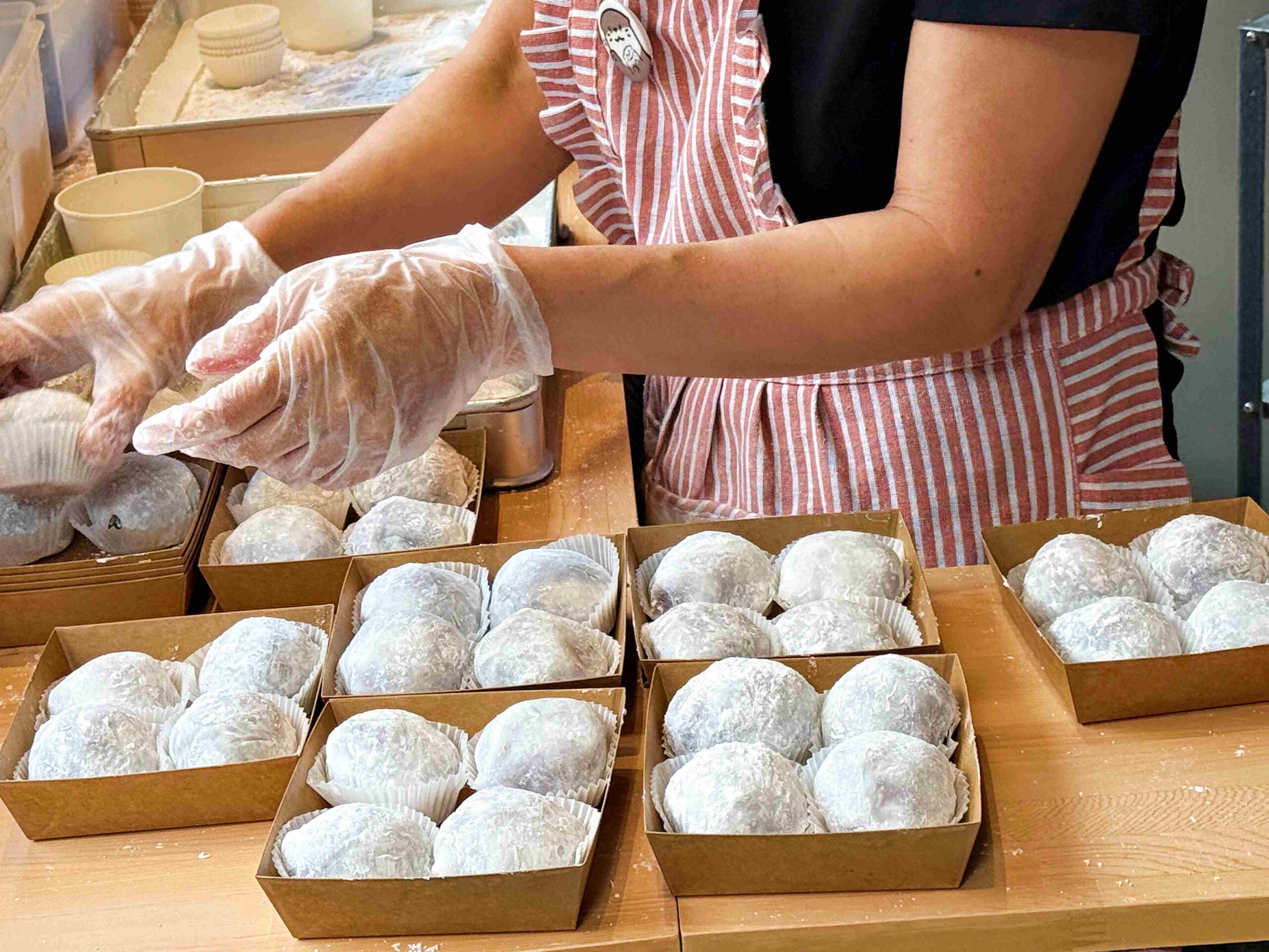 【大稻埕美食】路力草莓大福，北門站高CP值整顆草莓大福推薦，排隊心得分享(菜單) @趙先生吃飯