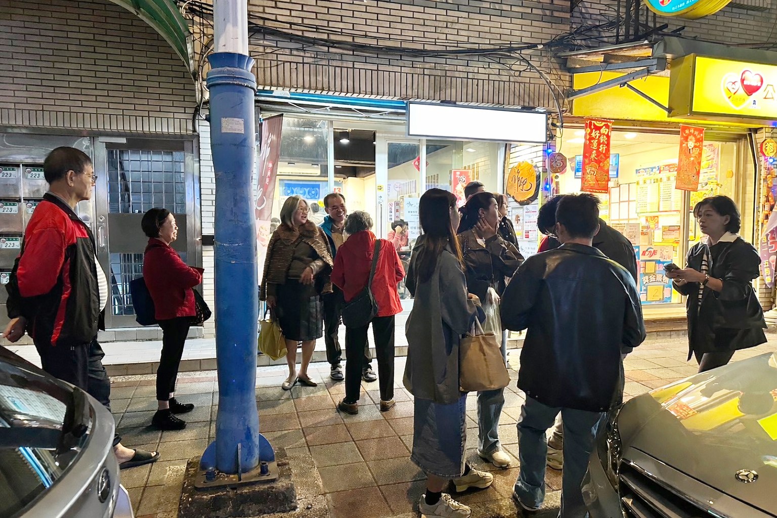 【南京三民美食】蕭家牛雜湯，牛肉炒麵搭配一碗牛雜湯無敵好吃就是推薦！(菜單) @趙先生吃飯