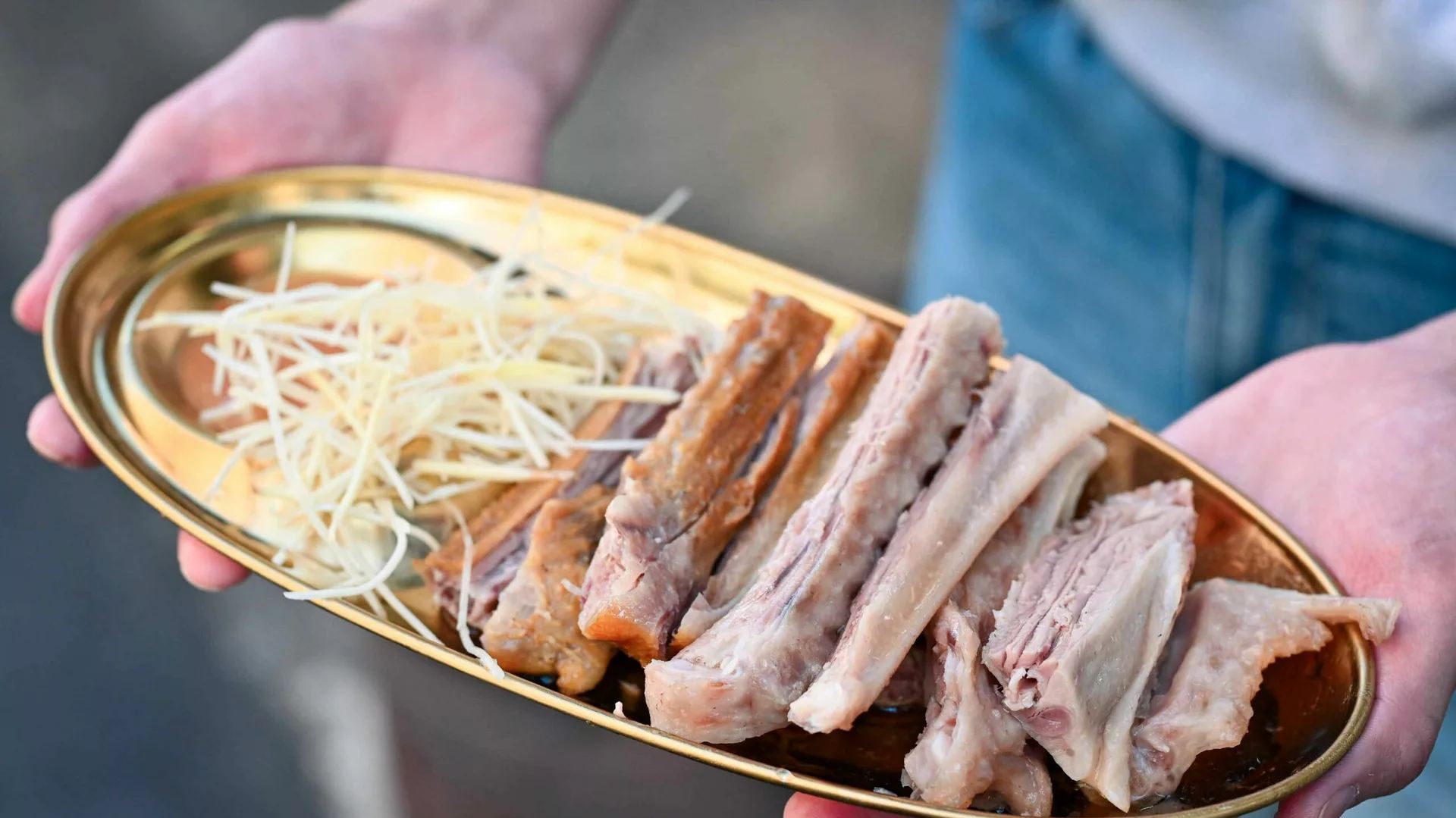 【天母美食】清河鵝肉，靈魂醬汁配上鮮嫩煙燻鵝肉，天母在地老饕激推推薦(菜單) @趙先生吃飯