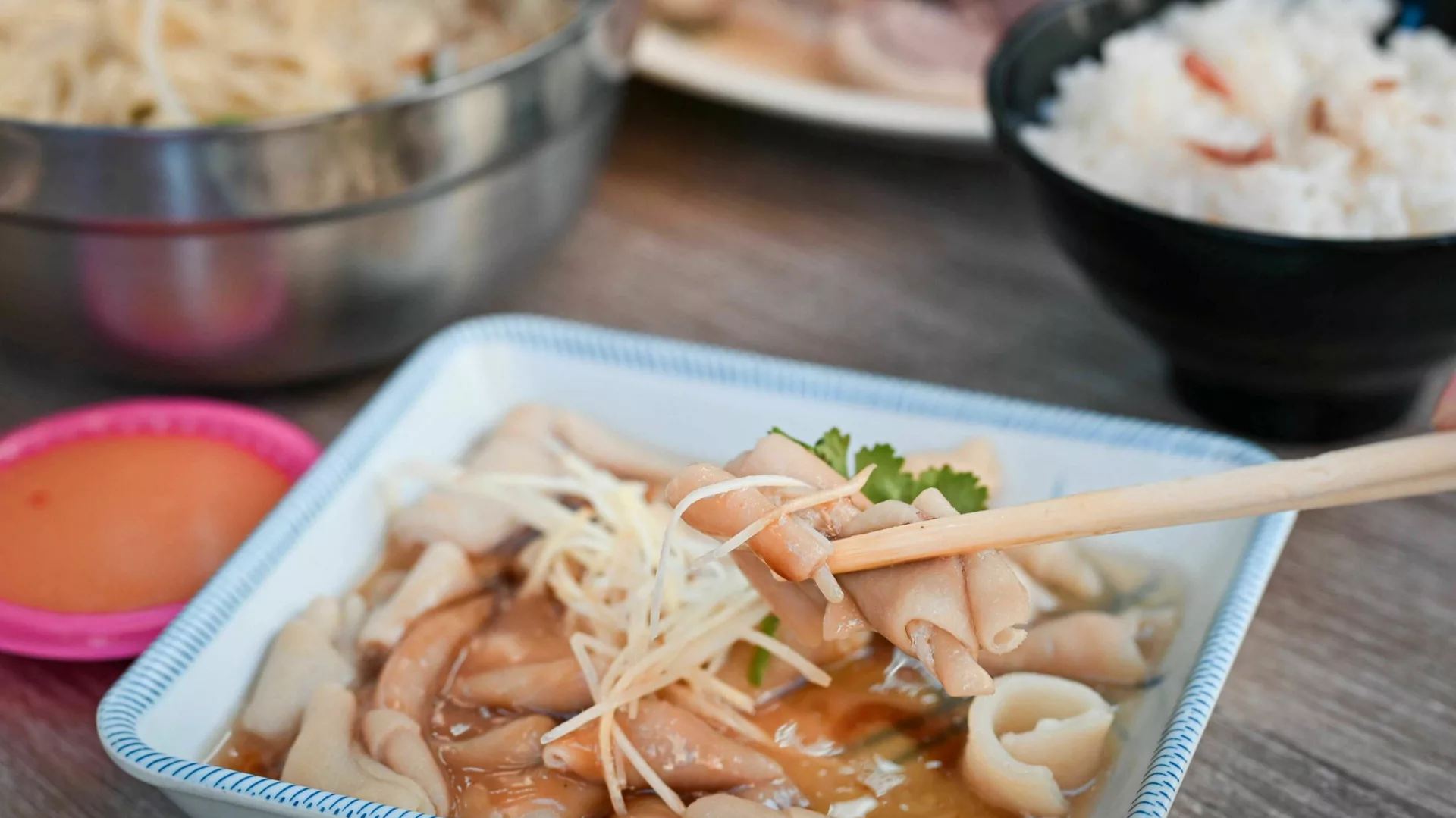 【天母美食】清河鵝肉，靈魂醬汁配上鮮嫩煙燻鵝肉，天母在地老饕激推推薦(菜單) @趙先生吃飯