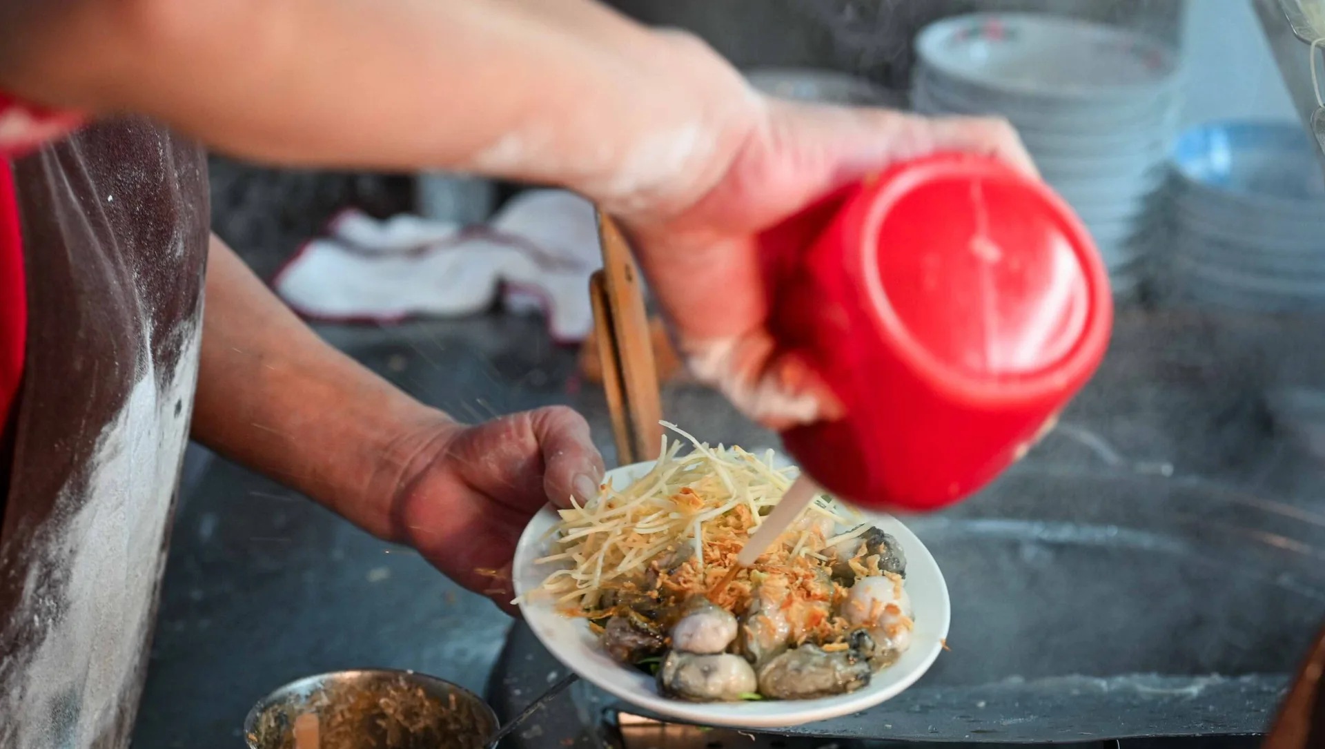 【龍山寺美食】營養號橋下蚵仔湯,現煮肥美蚵仔,湯頭清甜,內用還能加湯推薦(菜單) @趙先生吃飯 【龍山寺美食】營養號橋下蚵仔湯,現煮肥美蚵仔,湯頭清甜,內用還能加湯推薦(菜單) @趙先生吃飯