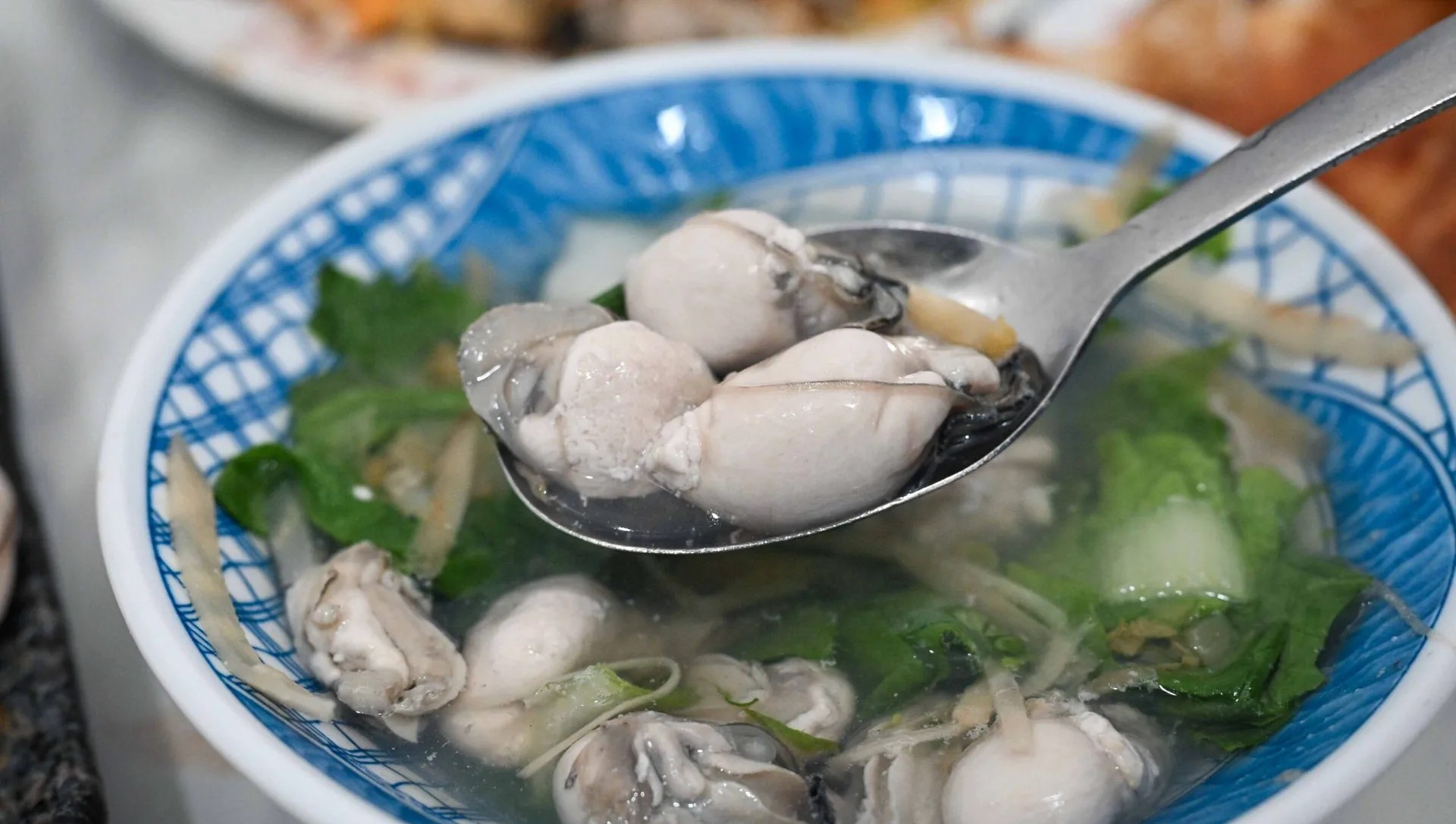 【寧夏夜市美食】圓環邊蚵仔煎，實測米其林必比登老店，蚵仔煎、蚵仔湯推薦(菜單) @趙先生吃飯