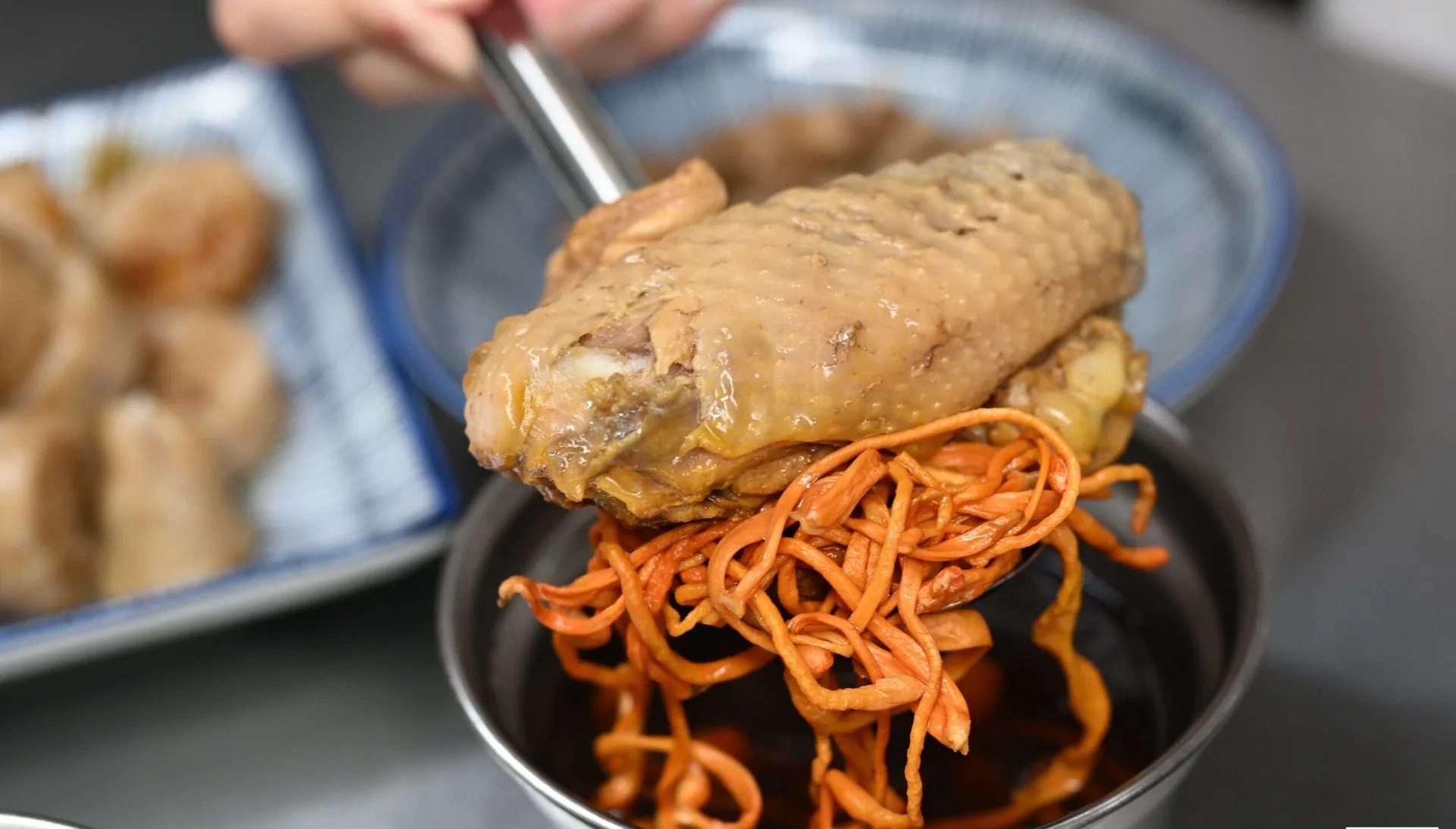 【士林美食】士林堃叔手作糯米腸,堅持手作的限量美味,雞湯也很強推薦(菜單) @趙先生吃飯 【士林美食】士林堃叔手作糯米腸,堅持手作的限量美味,雞湯也很強推薦(菜單) @趙先生吃飯