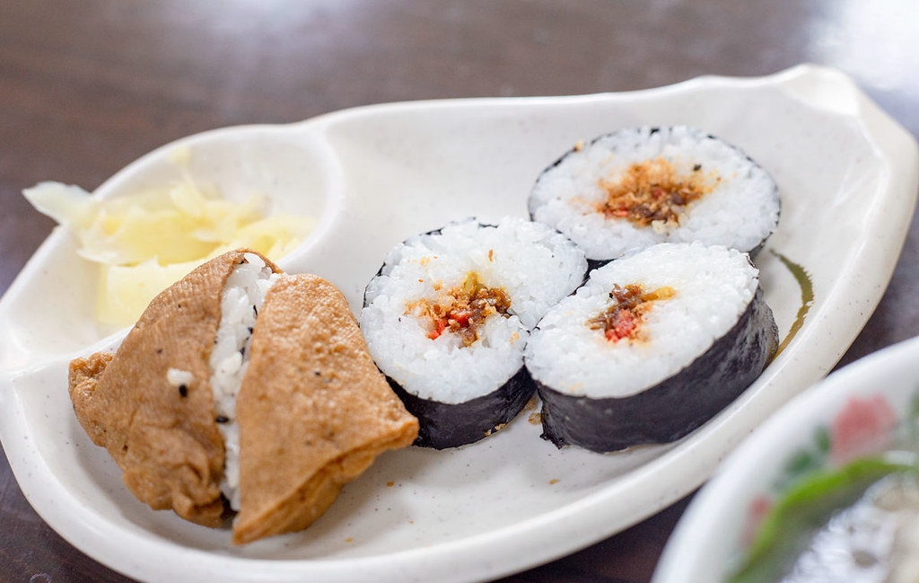 【龍山寺美食】營養號橋下蚵仔湯,現煮肥美蚵仔,湯頭清甜,內用還能加湯推薦(菜單) @趙先生吃飯 【龍山寺美食】營養號橋下蚵仔湯,現煮肥美蚵仔,湯頭清甜,內用還能加湯推薦(菜單) @趙先生吃飯
