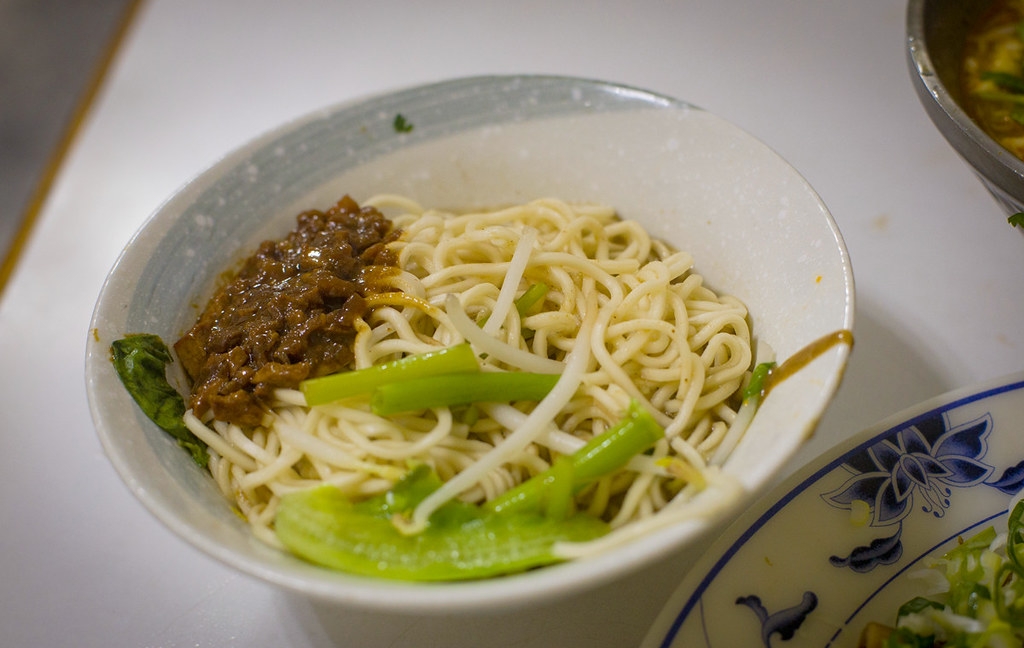 【大安美食】麗馥小吃，60年的眷村口味，滷味、炸醬麵超厲害(菜單) @趙先生吃飯