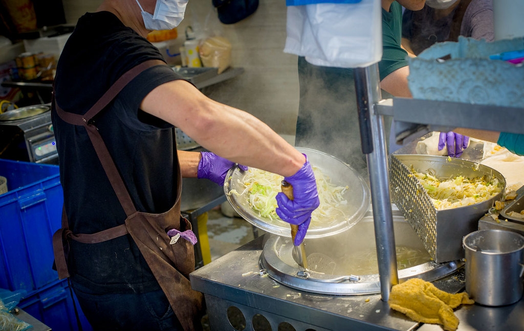【東門美食】惠Q潤餅，市場內超排隊名店，極度好吃推薦(菜單) @趙先生吃飯