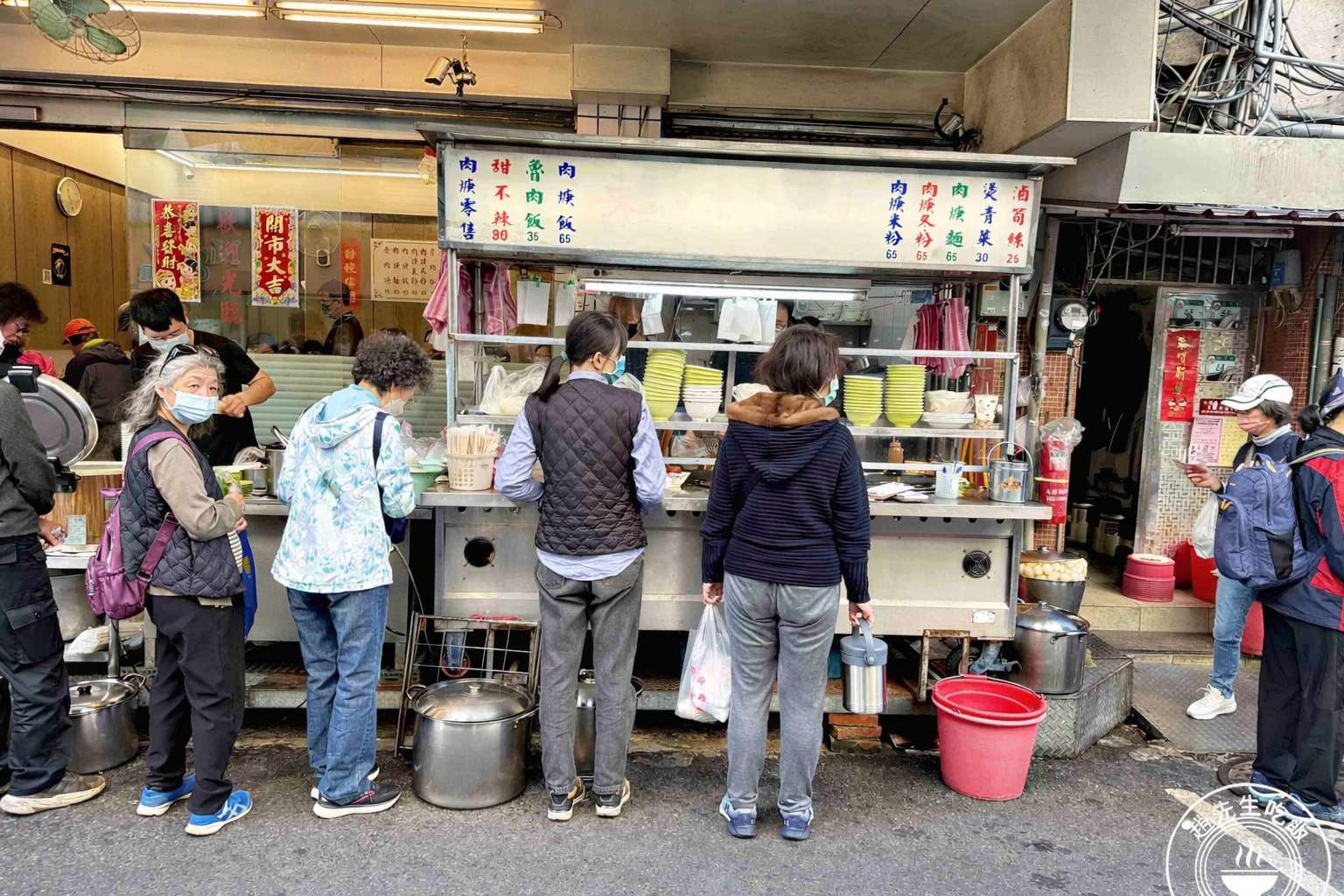 【新莊美食】月華油飯，四十年老攤，色香味俱全，油飯節第二名推薦(菜單) @趙先生吃飯