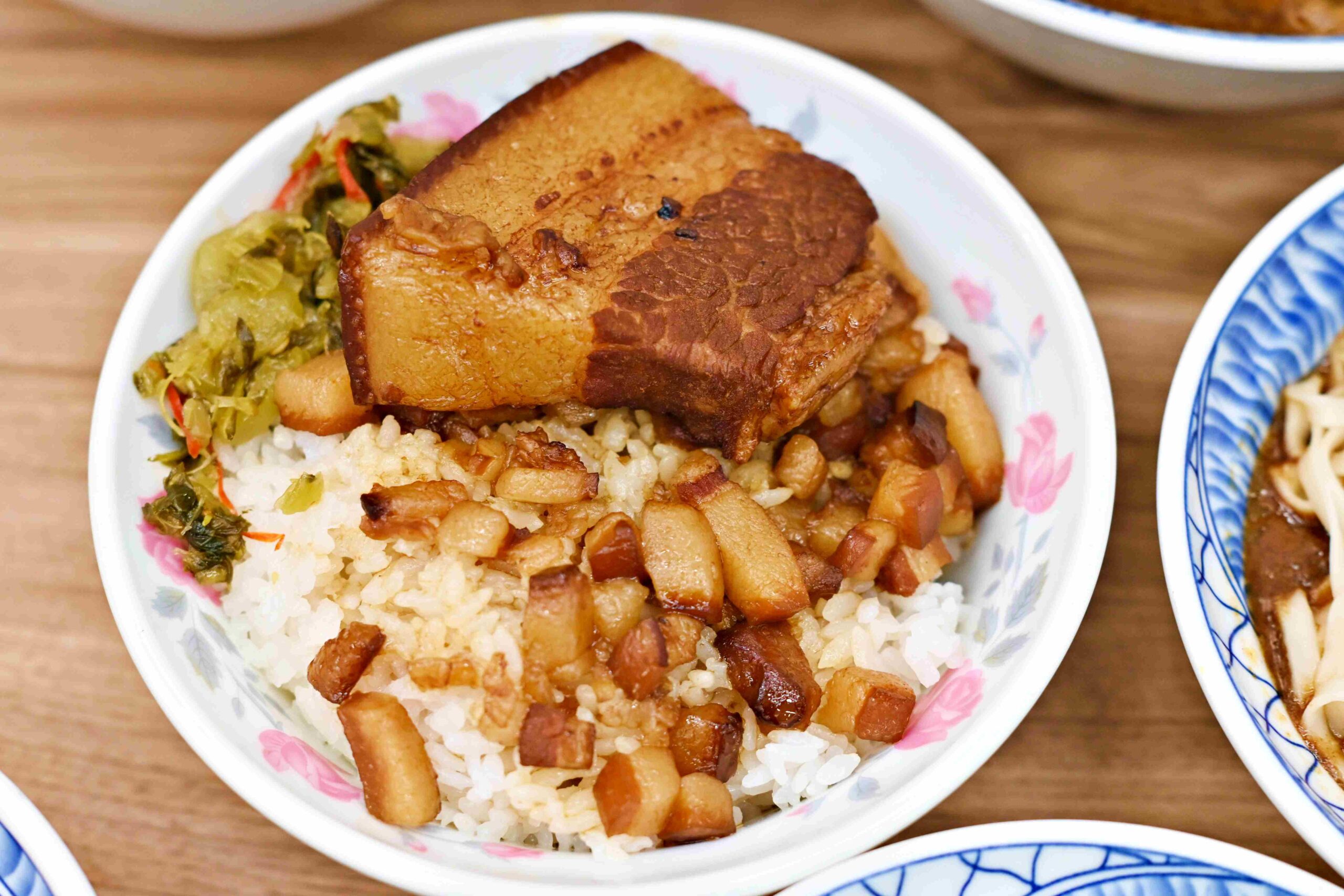 【中永和美食】東引快刀手中和店，乾麵、牛肉麵、控肉飯跟滷味超強推薦(菜單) @趙先生吃飯