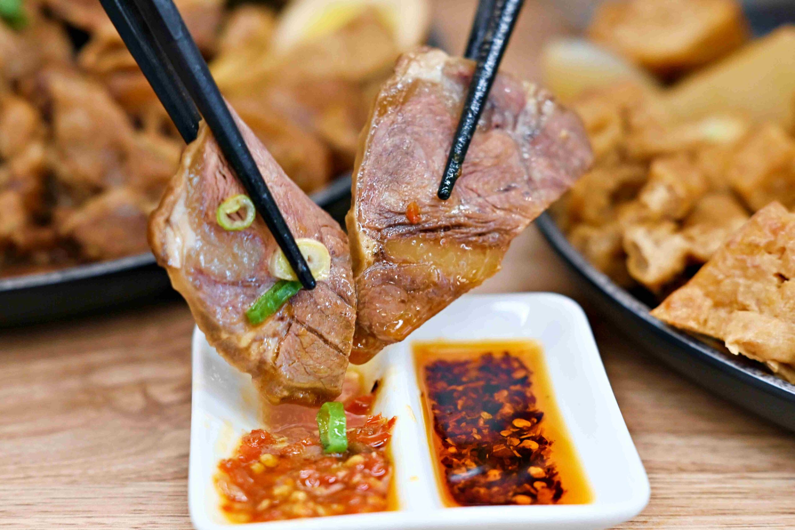 【中永和美食】東引快刀手中和店，乾麵、牛肉麵、控肉飯跟滷味超強推薦(菜單) @趙先生吃飯