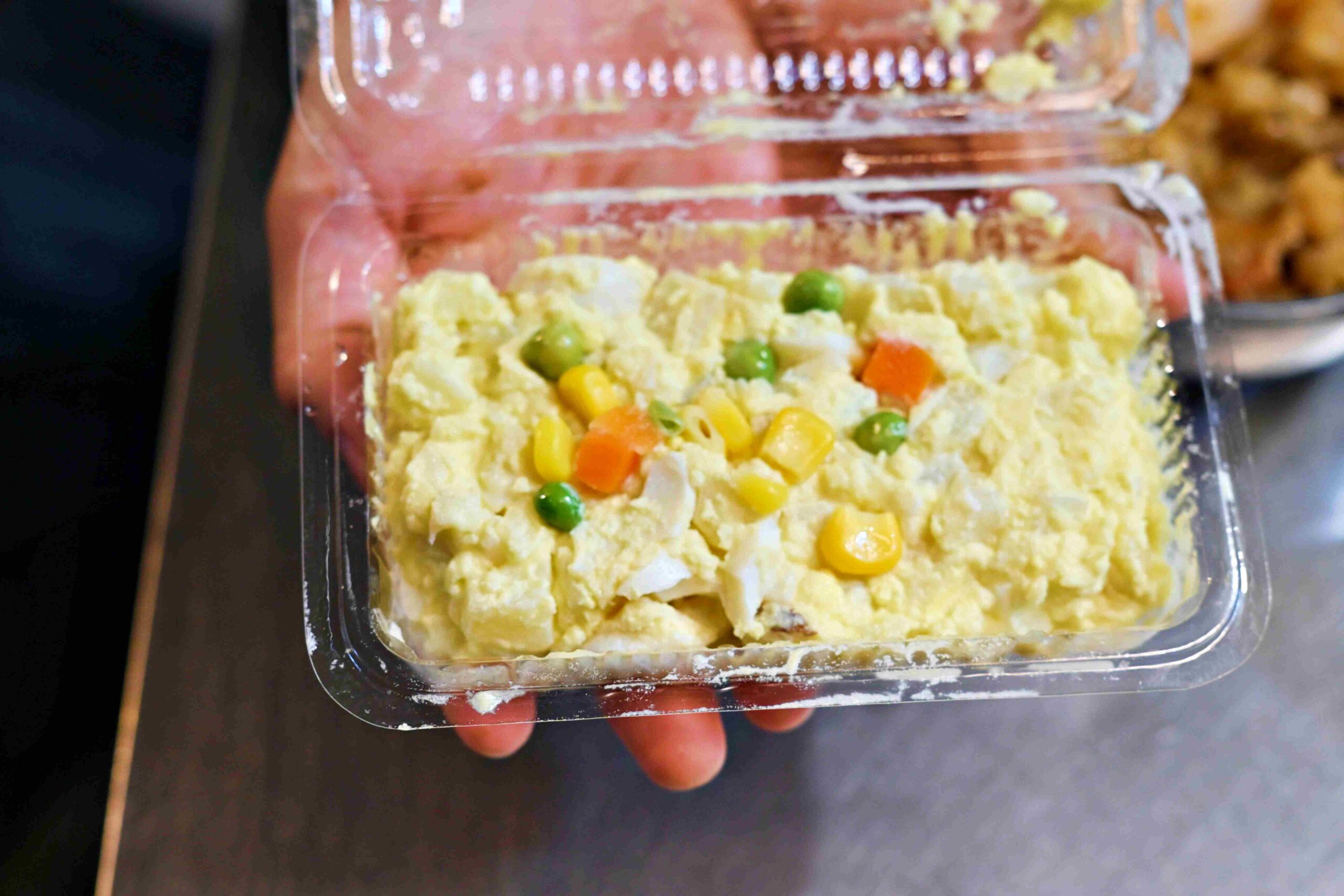 【南機場夜市美食】曉迪筒仔米糕，評價破兩千則！必吃膠質爆棚滷肉飯與 Q 彈豬腳推薦(菜單) @趙先生吃飯