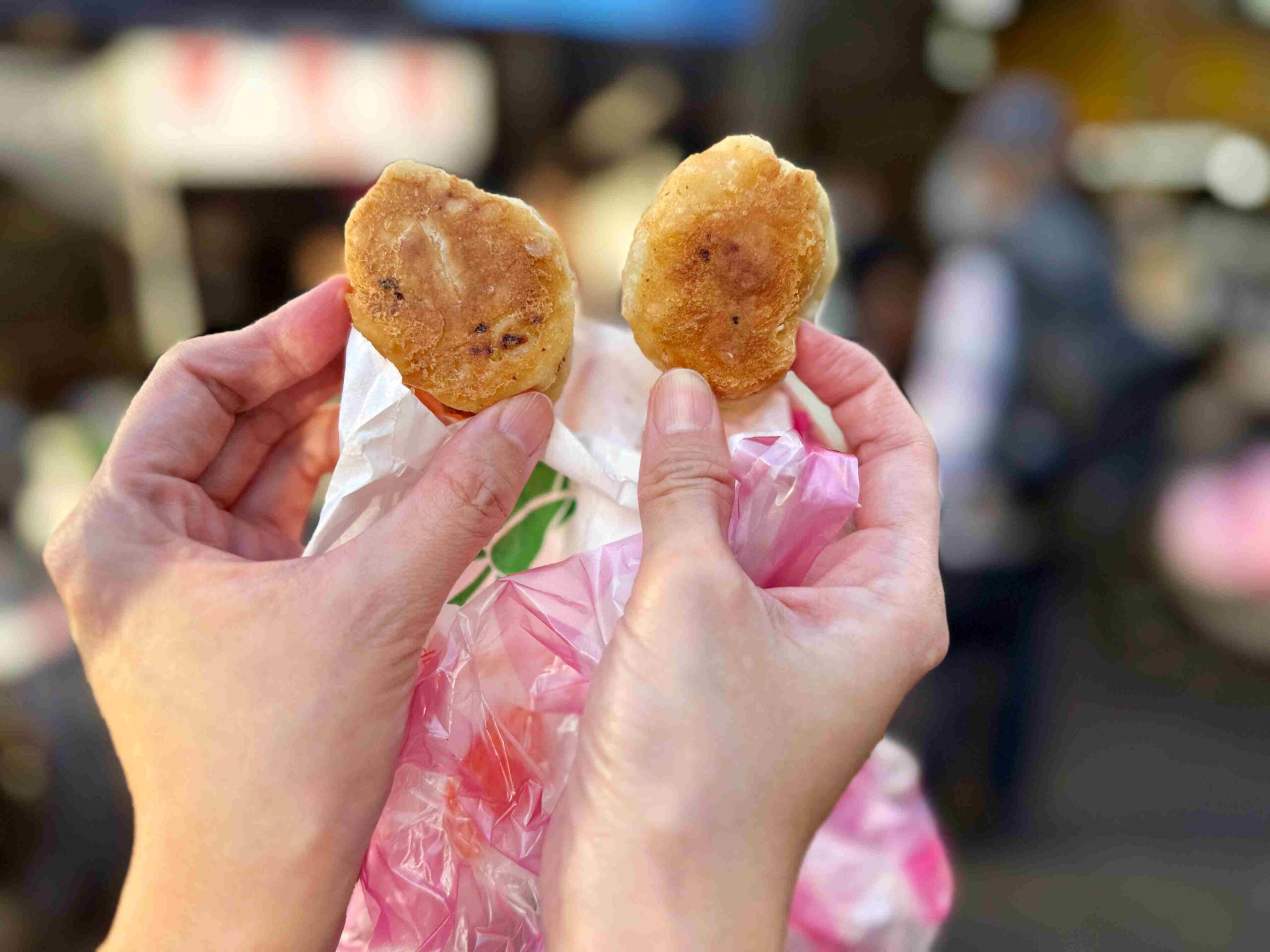 【石牌美食】ㄚ川水煎包，在地人排隊的8元老店，高麗菜蝦米香非常厲害(菜單) @趙先生吃飯