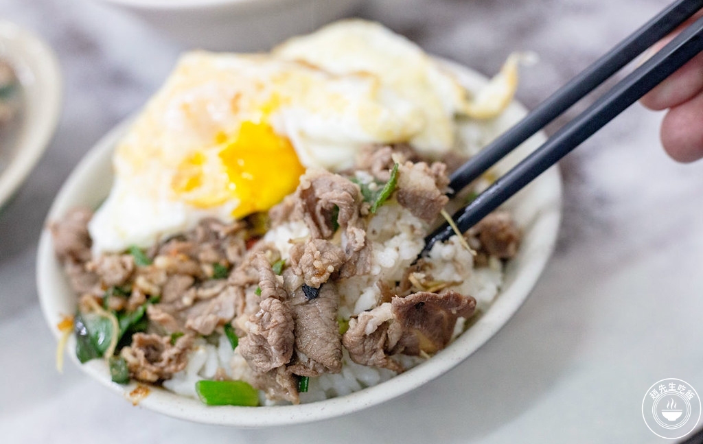 【新莊美食】新莊羊肉榮，1500則好評，很多人早餐午餐下午茶都在吃，羊肉極強(菜單) @趙先生吃飯