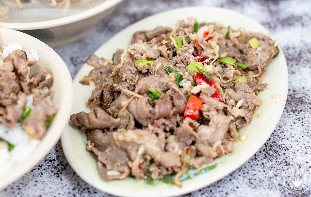 【新莊美食】新莊羊肉榮，1500則好評，很多人早餐午餐下午茶都在吃，羊肉極強(菜單) @趙先生吃飯
