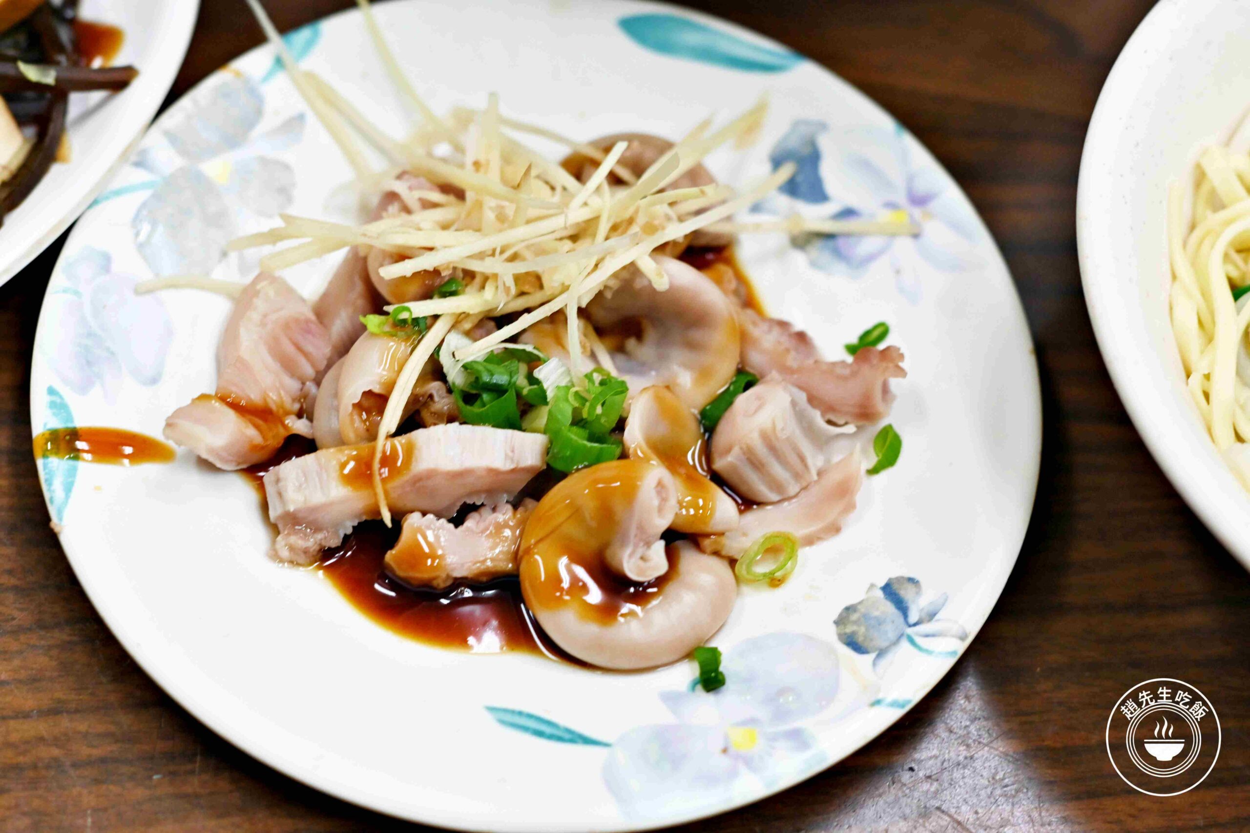 【中山站美食】七條通蕭家鮮魚湯，50年的低調小店，鮮甜魚湯推薦(菜單) @趙先生吃飯