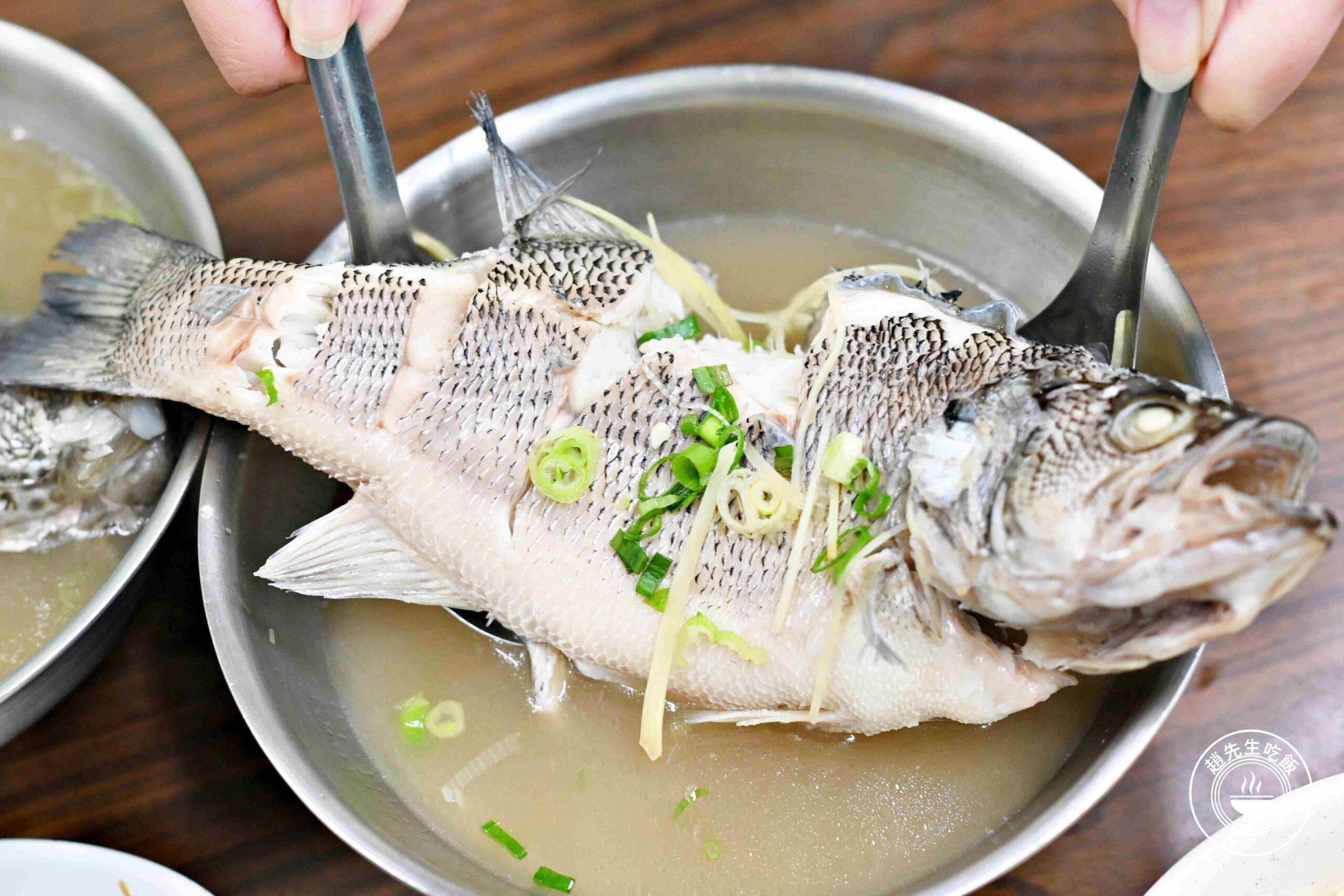 【中山站美食】七條通蕭家鮮魚湯，50年的低調小店，鮮甜魚湯推薦(菜單) @趙先生吃飯
