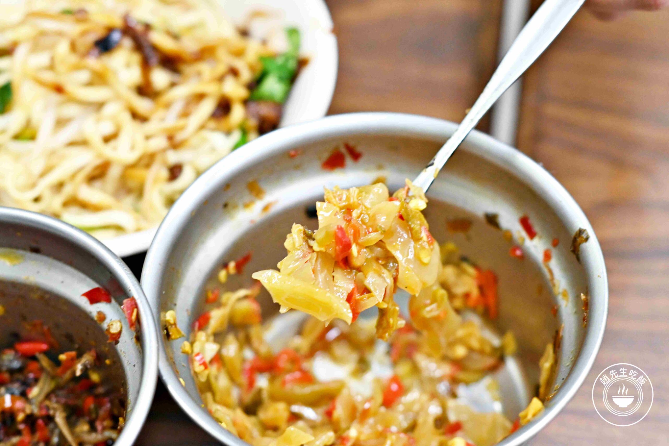 【中山站美食】七條通蕭家鮮魚湯，50年的低調小店，鮮甜魚湯推薦(菜單) @趙先生吃飯