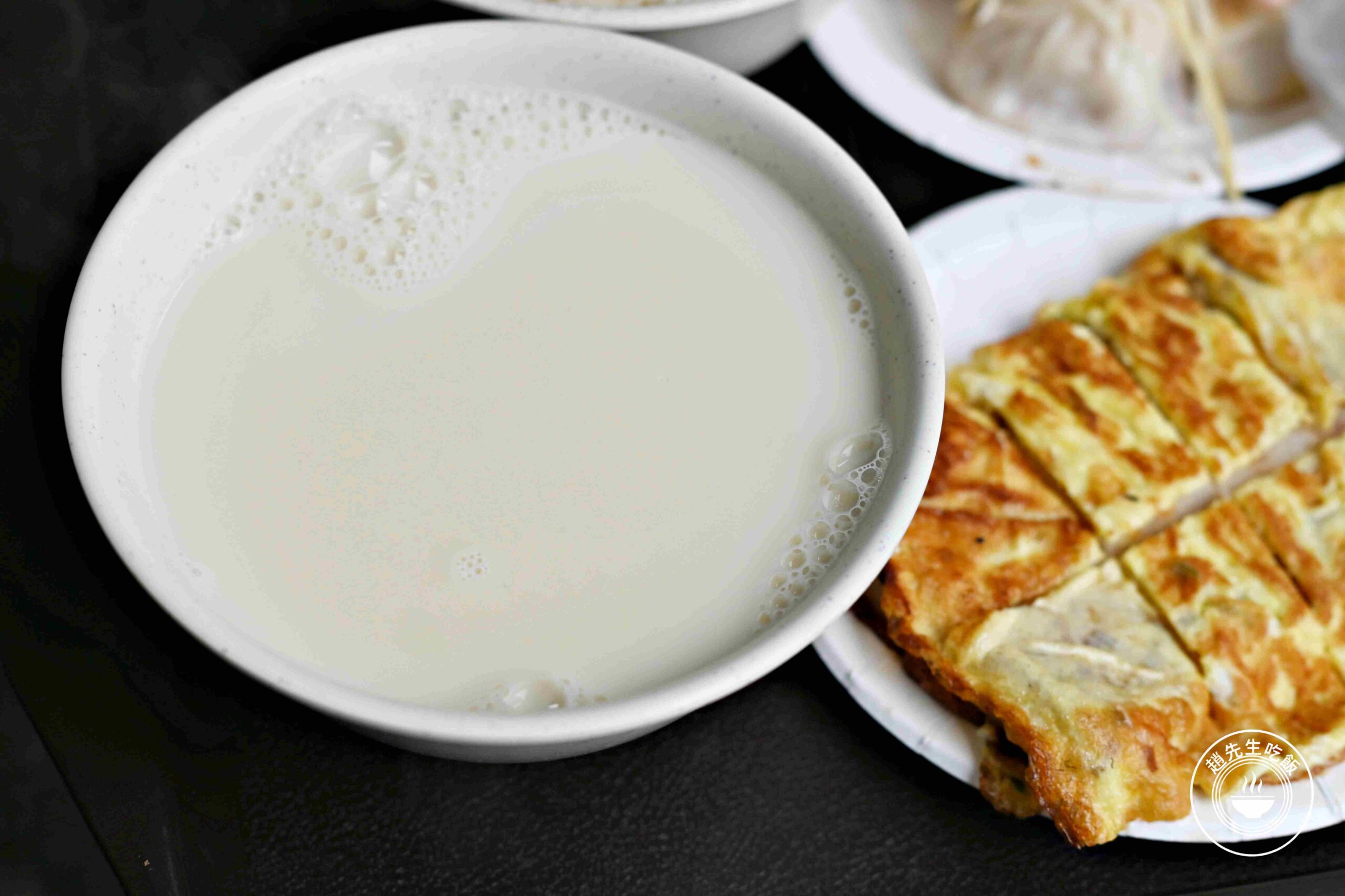 【大安美食】大安永和豆漿大王，現桿麵皮酥脆口感超厚實，推薦燒餅夾蛋、小籠包(菜單) @趙先生吃飯