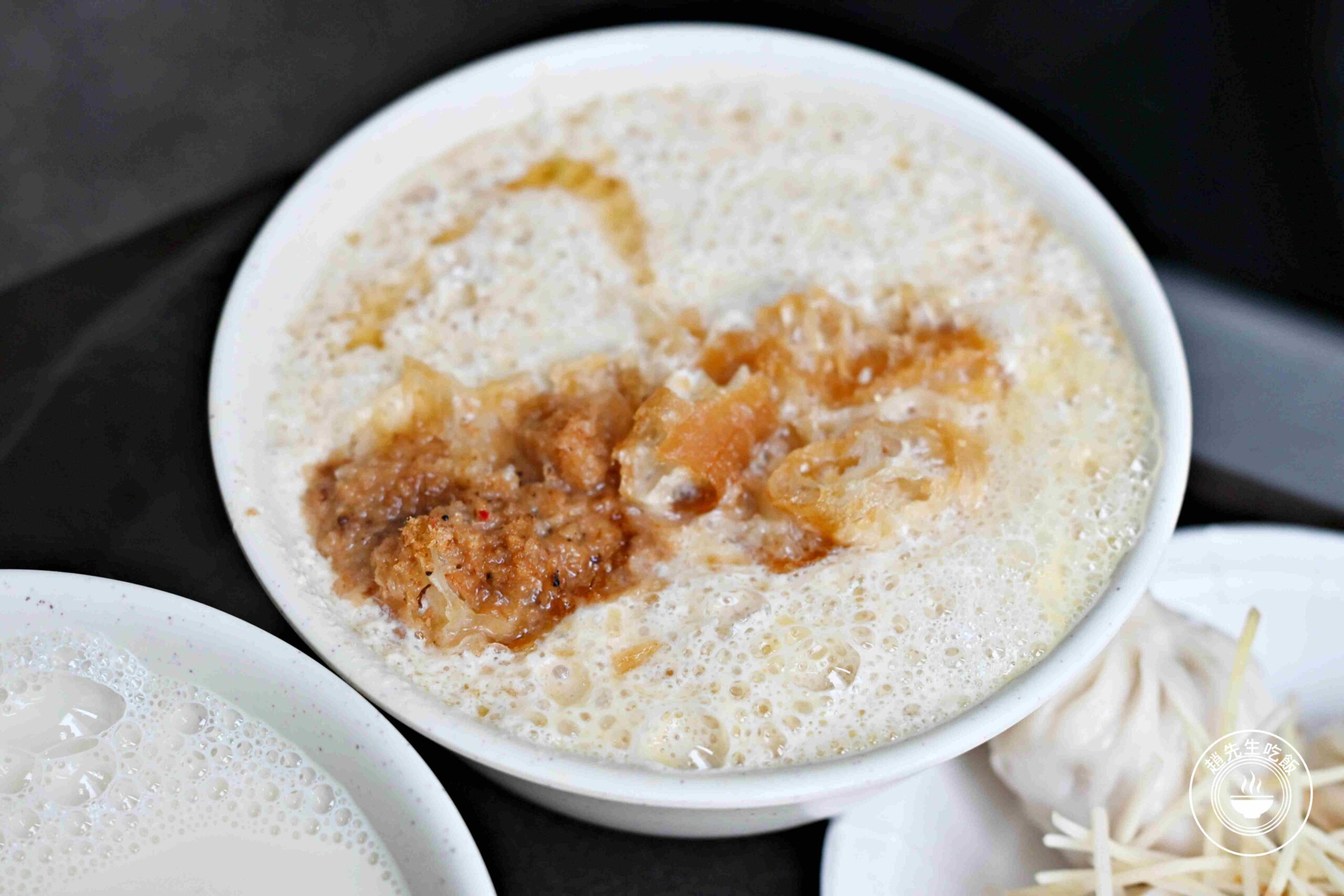 【大安美食】大安永和豆漿大王，現桿麵皮酥脆口感超厚實，推薦燒餅夾蛋、小籠包(菜單) @趙先生吃飯