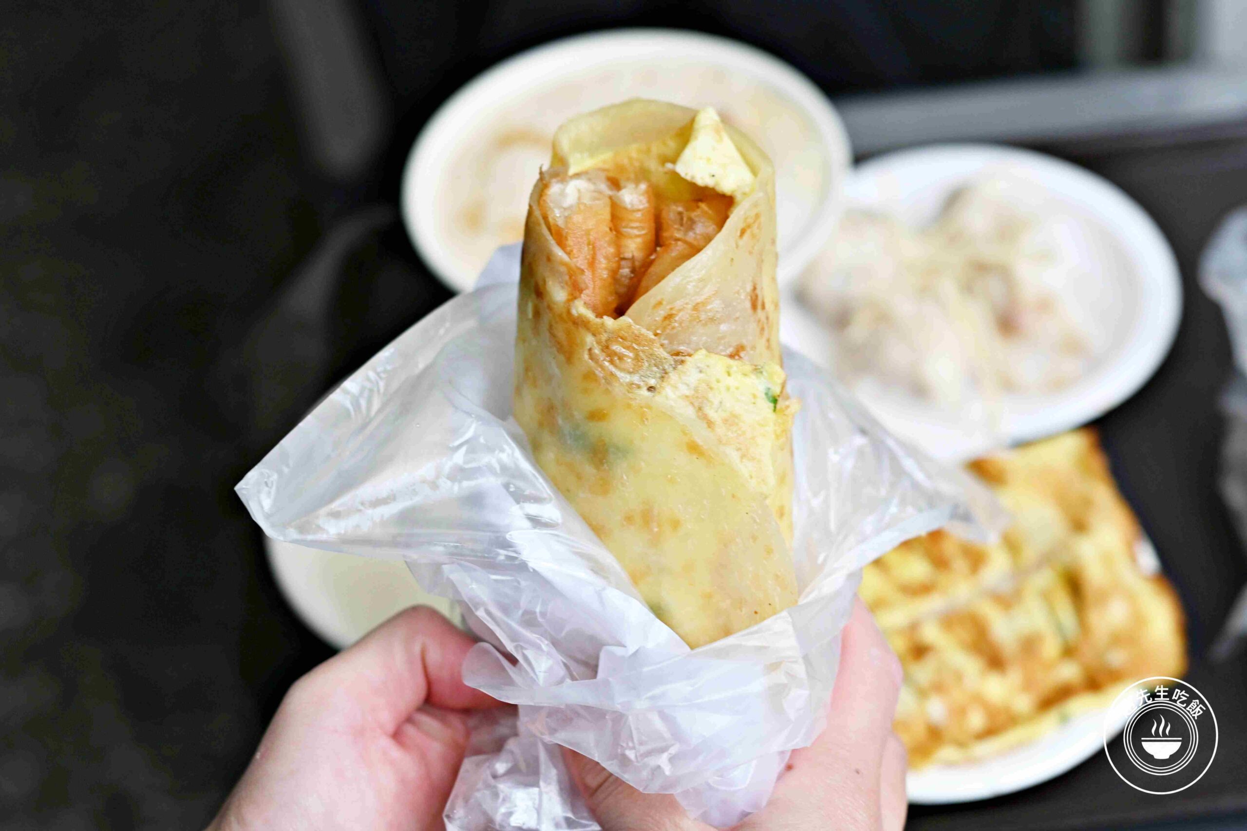 【大安美食】大安永和豆漿大王，現桿麵皮酥脆口感超厚實，推薦燒餅夾蛋、小籠包(菜單) @趙先生吃飯