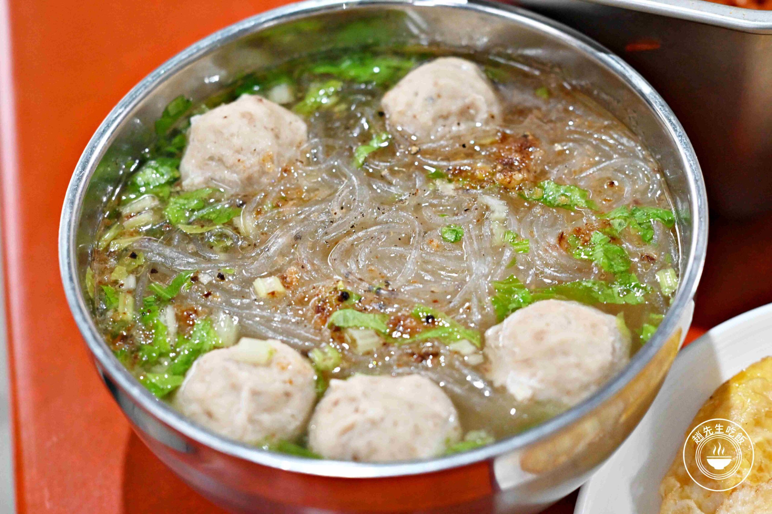 【大安區美食】仁愛魚丸冬粉,魚丸大顆好吃,必加辣高麗菜跟半熟蛋推薦(菜單) @趙先生吃飯 【大安區美食】仁愛魚丸冬粉,魚丸大顆好吃,必加辣高麗菜跟半熟蛋推薦(菜單) @趙先生吃飯