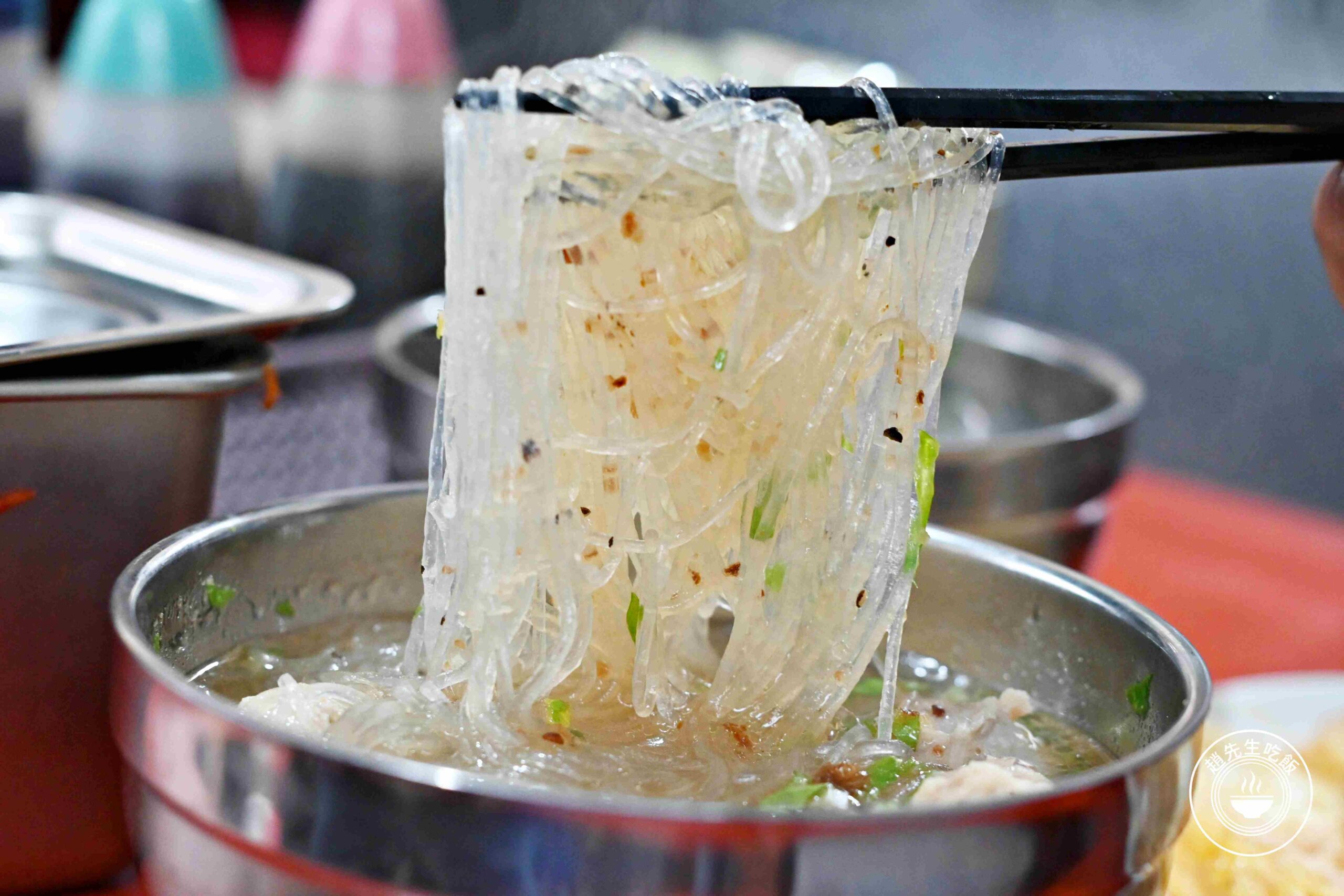 【大安區美食】仁愛魚丸冬粉，魚丸大顆好吃，必加辣高麗菜跟半熟蛋推薦(菜單) @趙先生吃飯