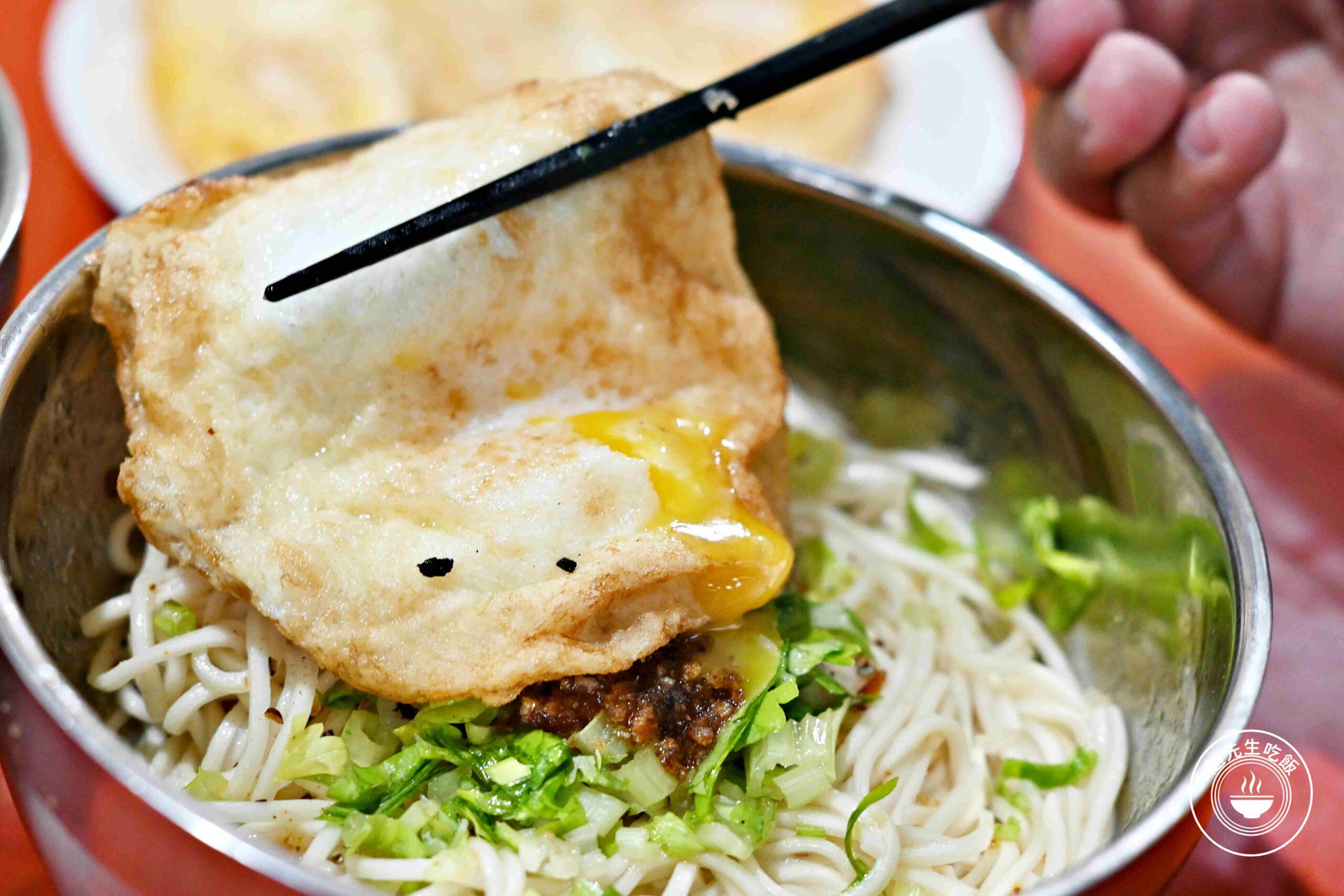 【大安區美食】仁愛魚丸冬粉,魚丸大顆好吃,必加辣高麗菜跟半熟蛋推薦(菜單) @趙先生吃飯 【大安區美食】仁愛魚丸冬粉,魚丸大顆好吃,必加辣高麗菜跟半熟蛋推薦(菜單) @趙先生吃飯