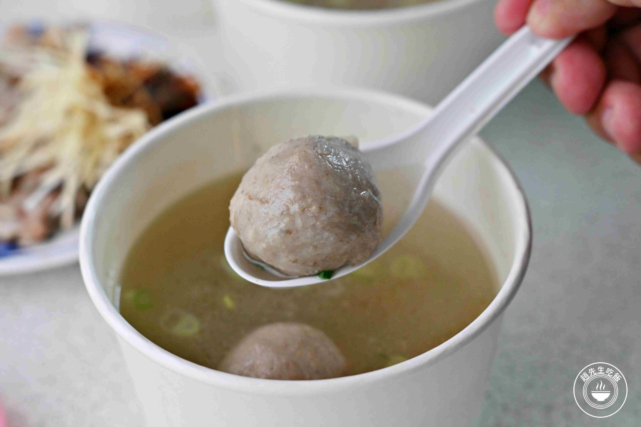 【三重美食】榕樹下米苔目，樹下賣了40年超強乾麵小吃店推薦(菜單) @趙先生吃飯