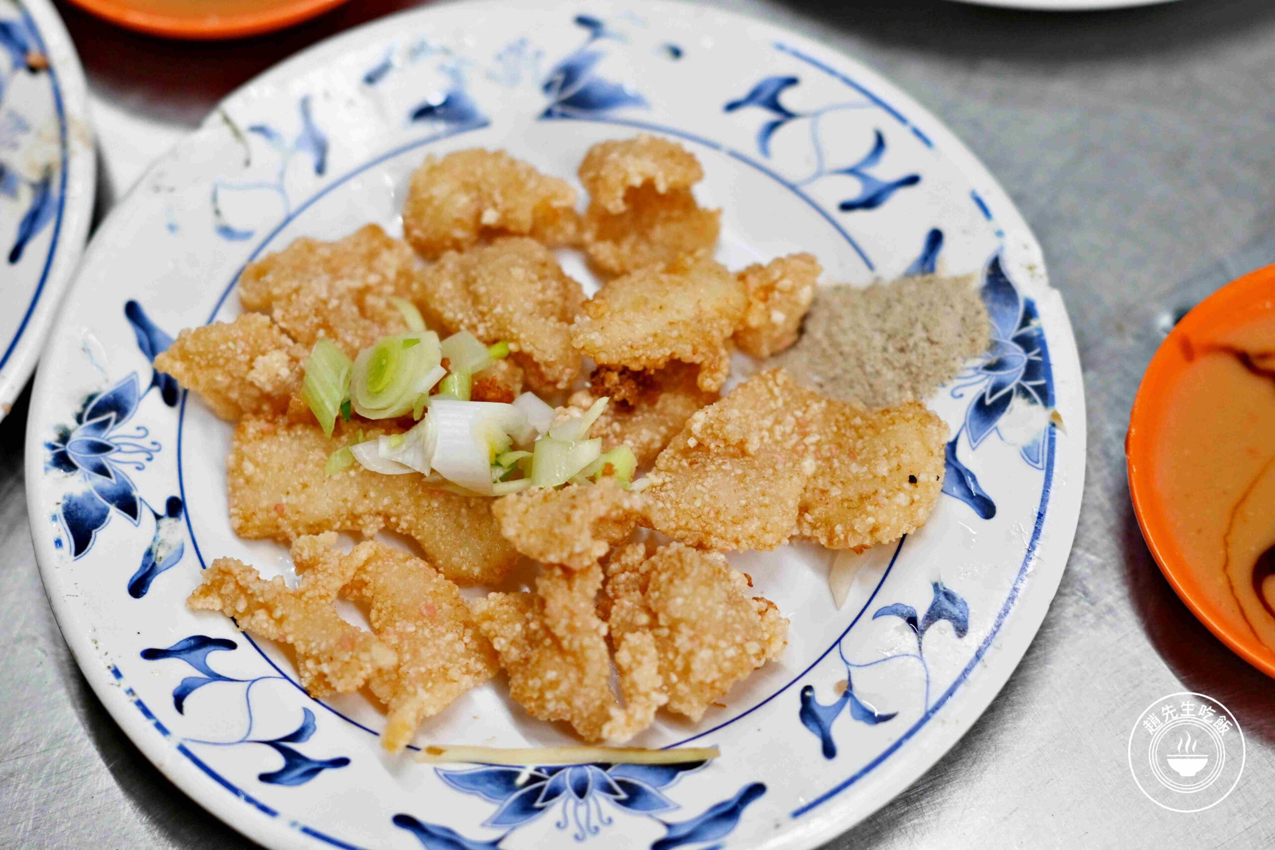 【大橋頭美食】旗魚新竹米粉，超便宜小吃！半夜還在排隊!(推薦) @趙先生吃飯