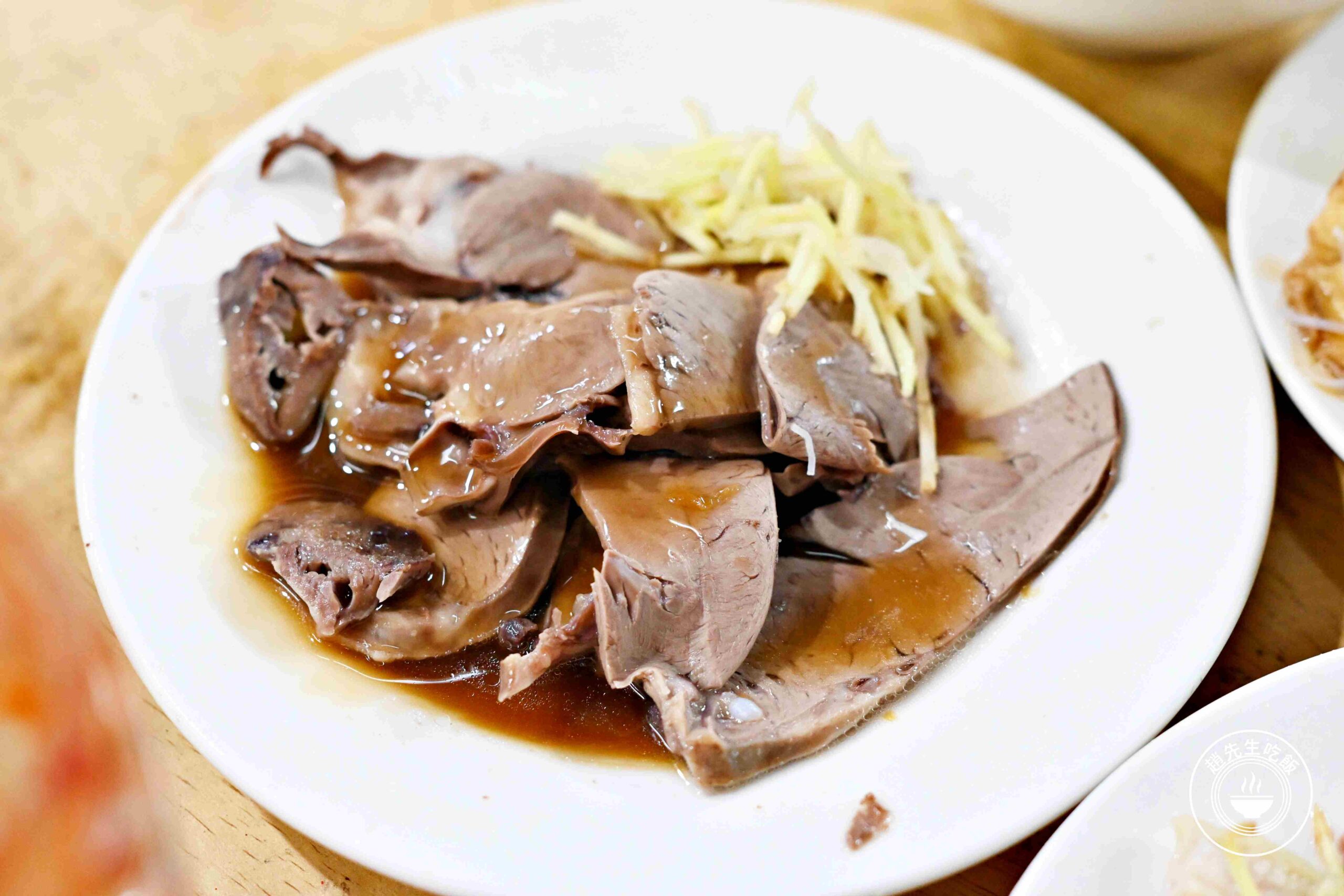 【東門美食】羅媽媽米粉湯，70年老店獲500碗肯定，米粉湯、大腸頭推薦(菜單) @趙先生吃飯