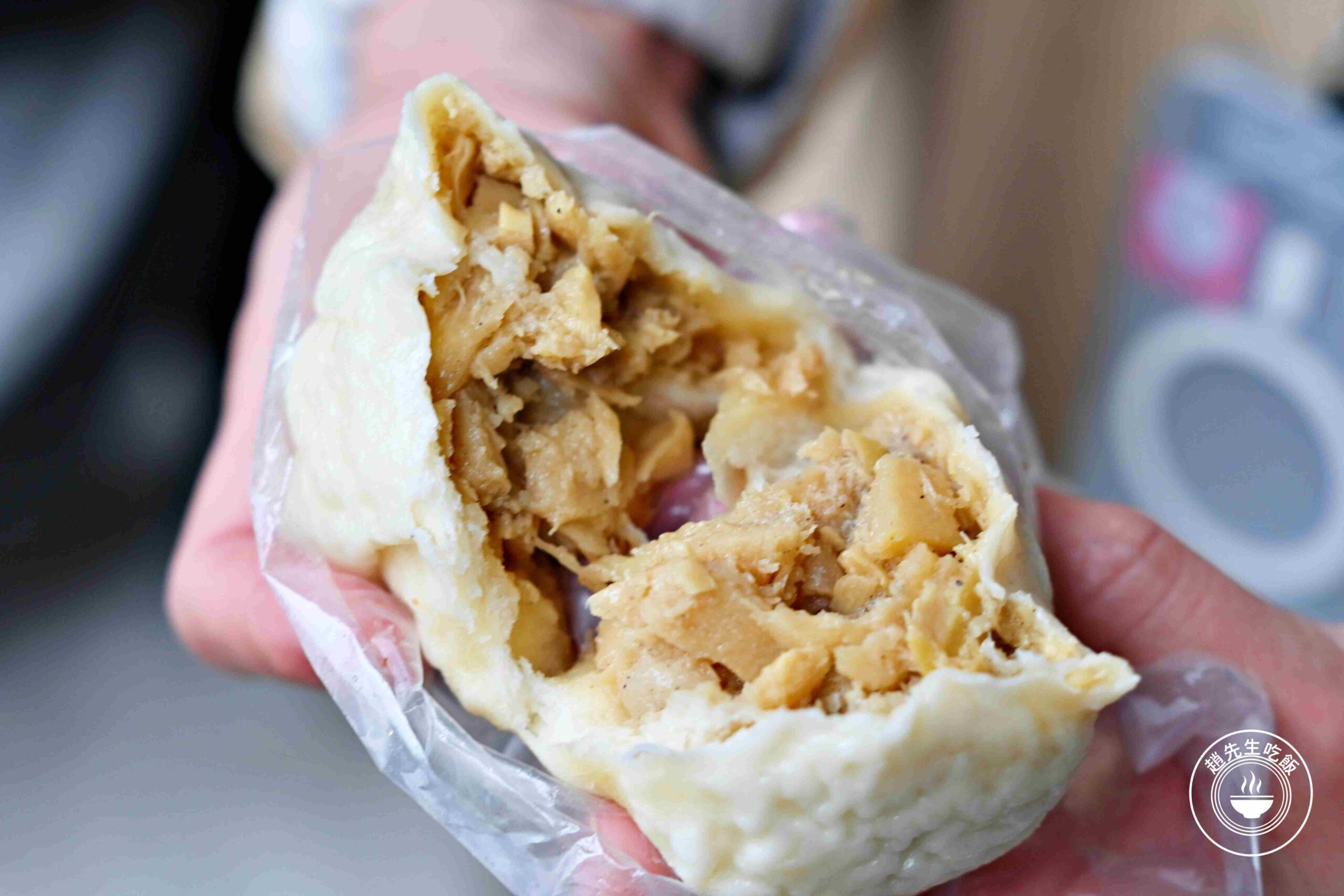 【南港美食】傳說水煎包，巷弄內的人氣排隊小吃，七種口味都好吃推薦(菜單) @趙先生吃飯