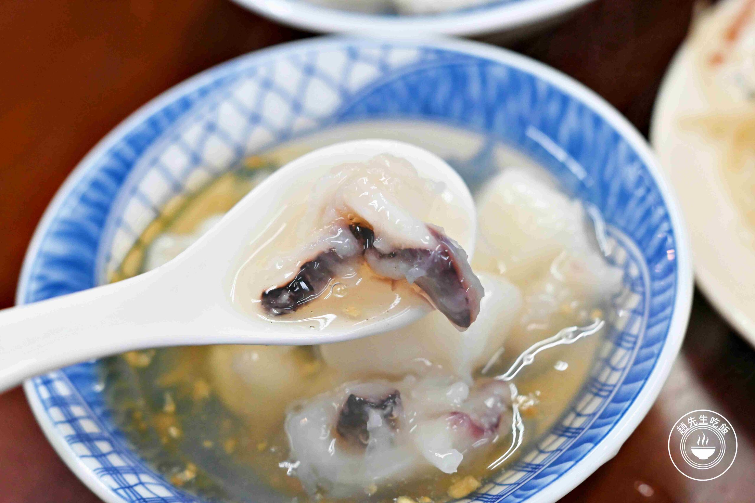 【三重美食】曾記花枝羹，在地50年老店，每一口都是厚實花枝，還可以加湯推薦(菜單) @趙先生吃飯