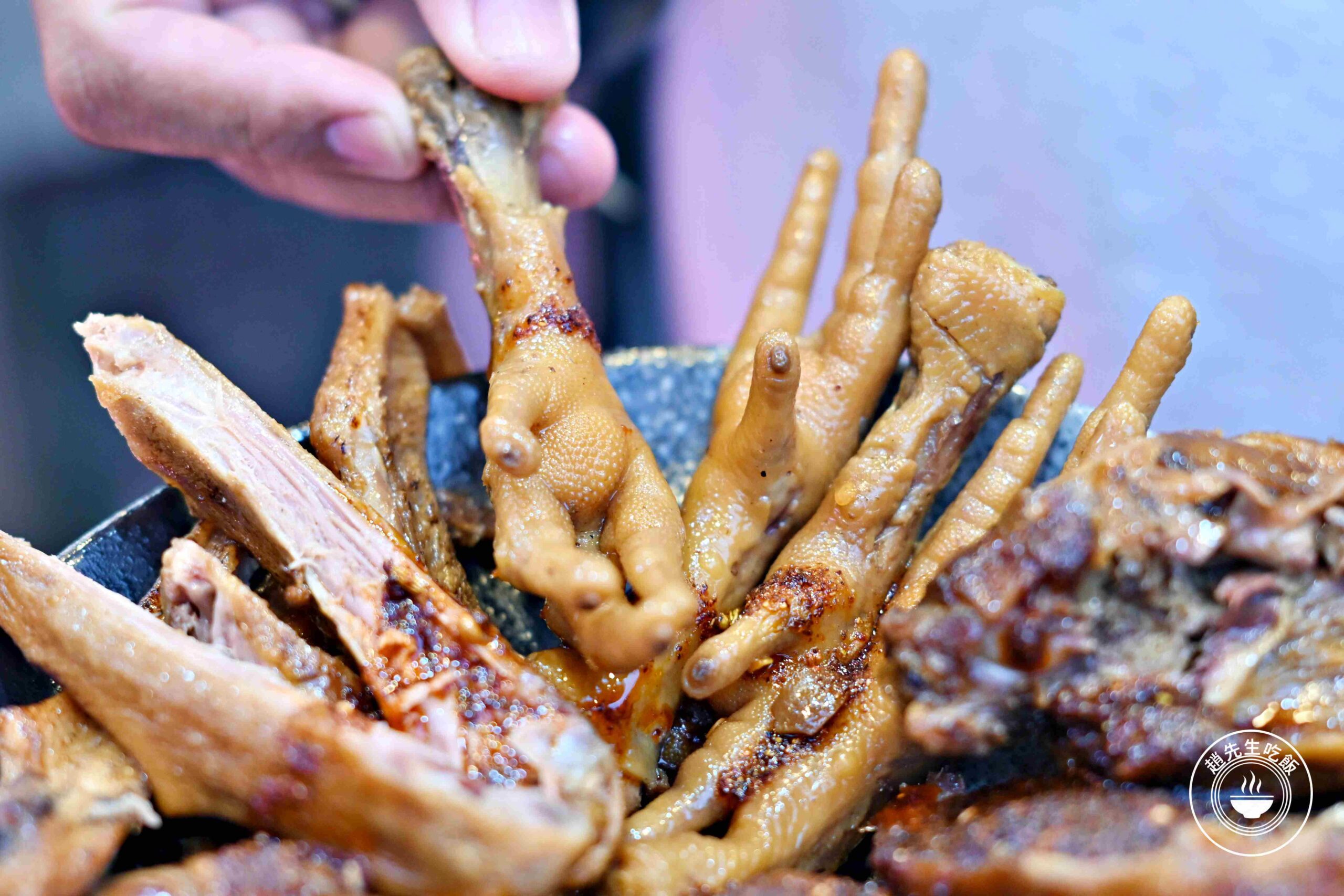 【三重美食】追蕾醬香黑鴨，隱藏版四川冷滷味，醬料、調味超強推薦(菜單) @趙先生吃飯