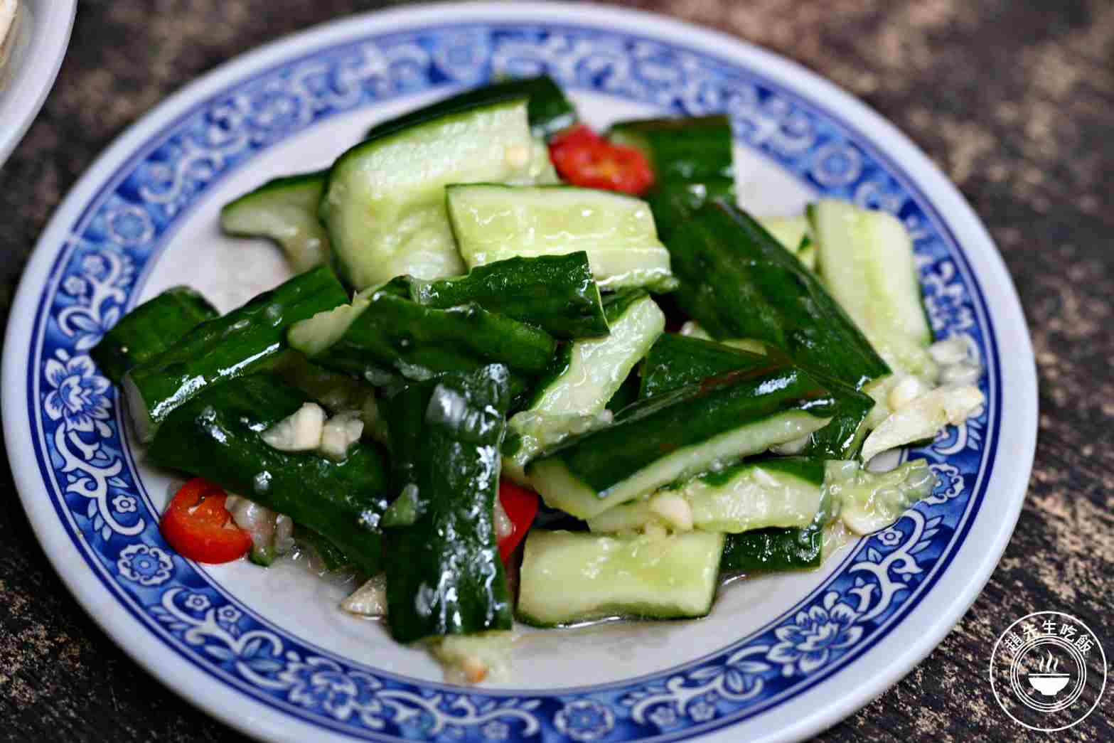 【南機場美食】阿亮水餃，招牌手工厚皮餃子好吃，牛肉捲餅更讓人驚艷推薦(菜單) @趙先生吃飯
