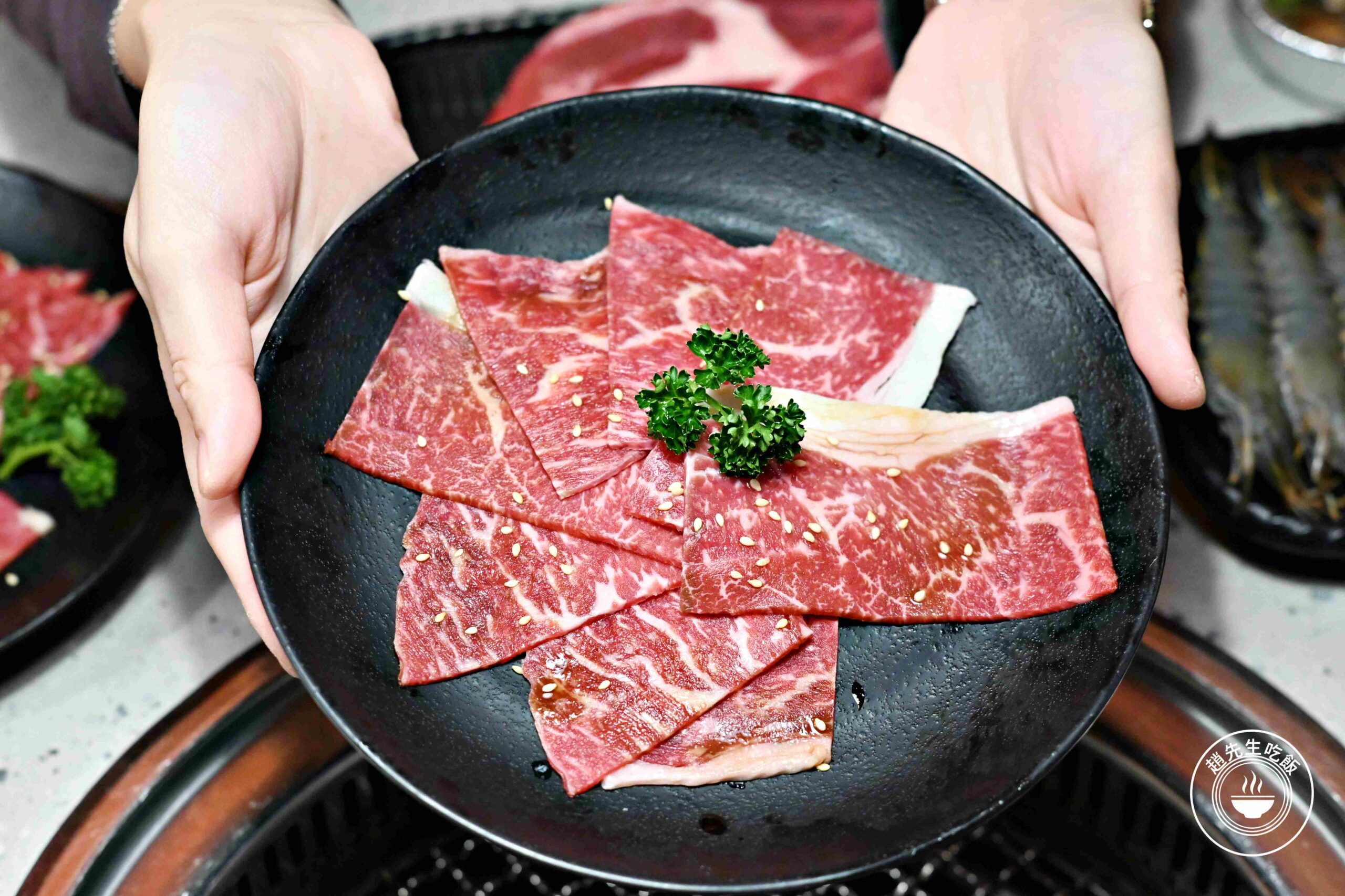 【新莊美食】Oh ! Yaki 精緻燒肉吃到飽-新莊店，16oz牛排、M9和牛隨你吃推薦(菜單) @趙先生吃飯