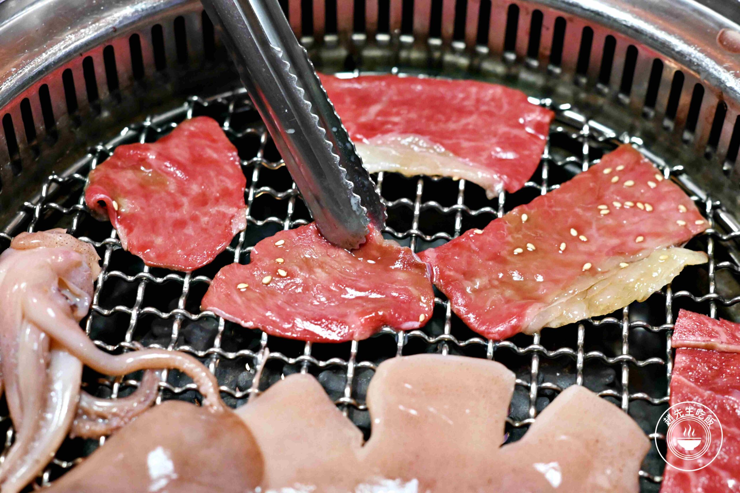 【新莊美食】Oh ! Yaki 精緻燒肉吃到飽-新莊店，16oz牛排、M9和牛隨你吃推薦(菜單) @趙先生吃飯