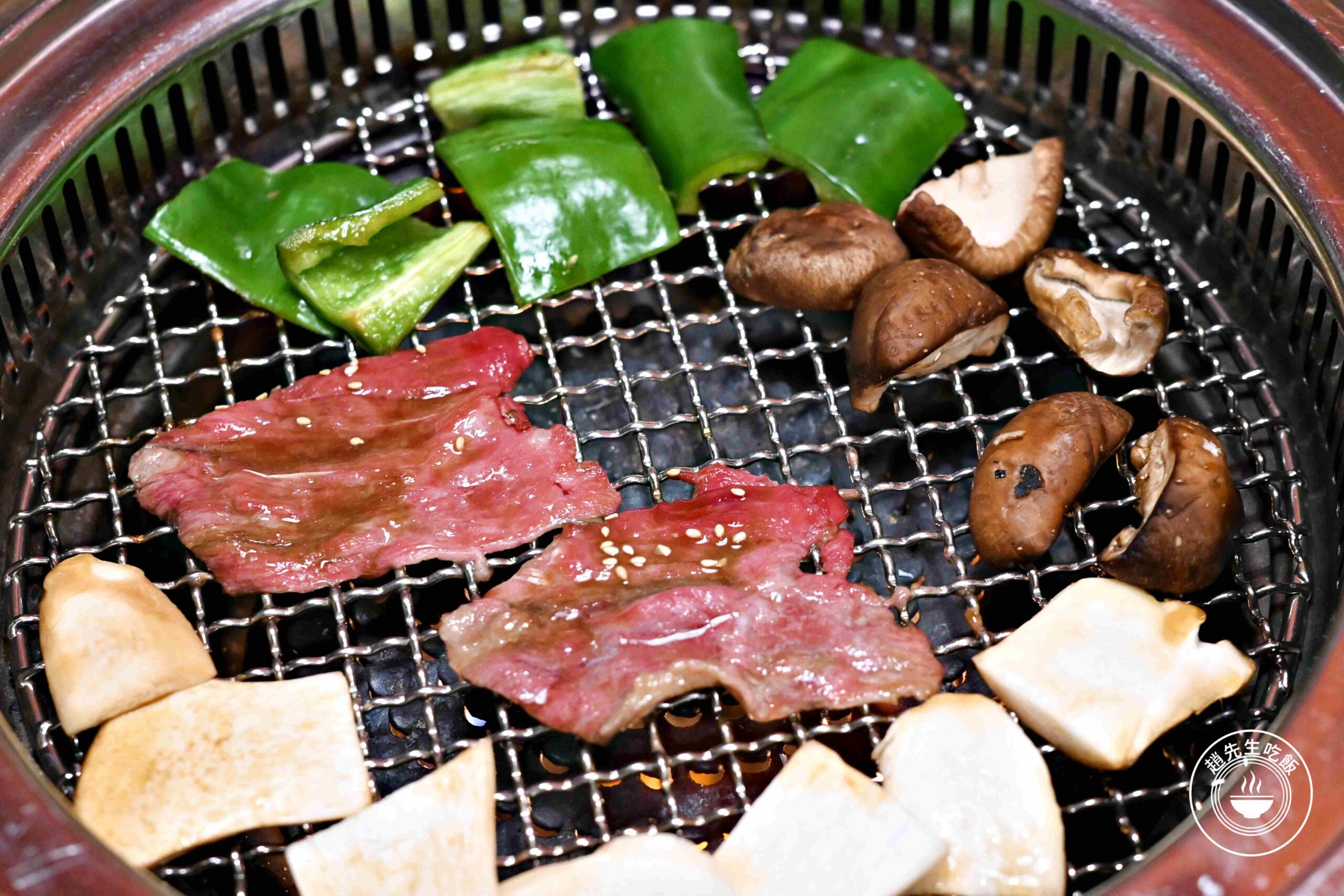 【新莊美食】Oh ! Yaki 精緻燒肉吃到飽-新莊店，16oz牛排、M9和牛隨你吃推薦(菜單) @趙先生吃飯