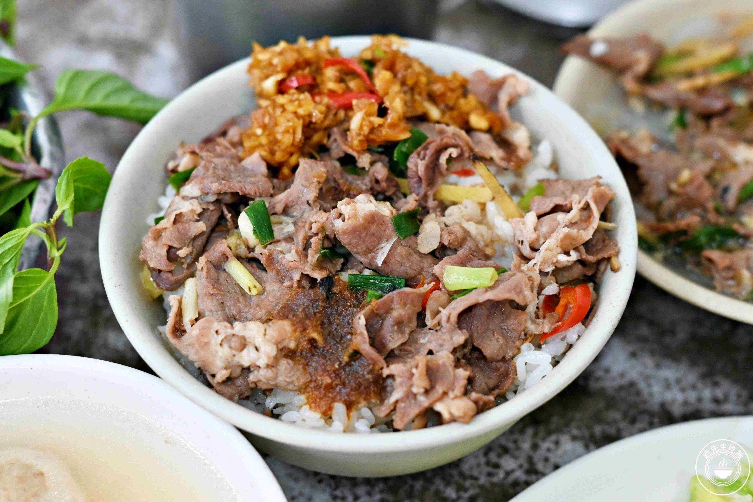 【新莊美食】新莊羊肉榮，1500則好評，很多人早餐午餐下午茶都在吃，羊肉極強(菜單) @趙先生吃飯