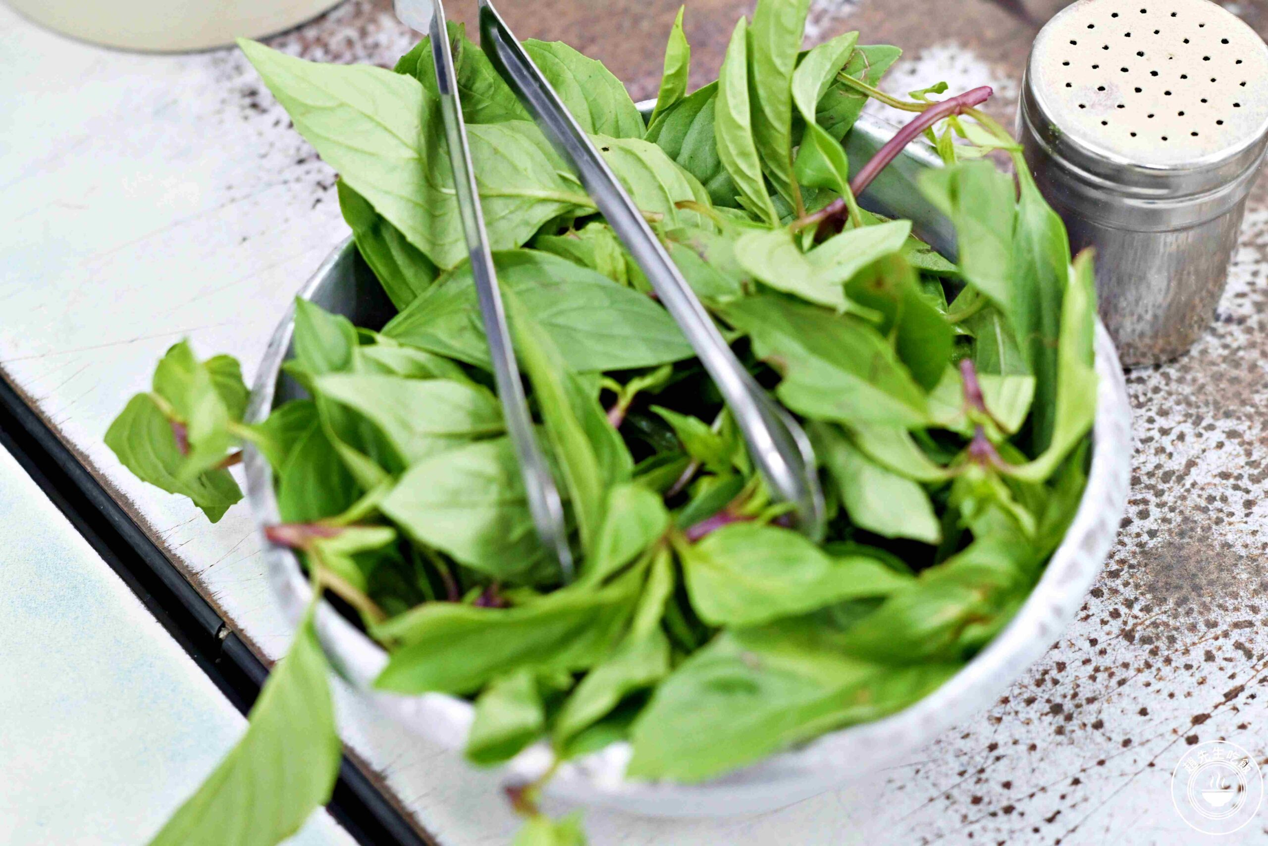 【新莊美食】新莊羊肉榮，1500則好評，很多人早餐午餐下午茶都在吃，羊肉極強(菜單) @趙先生吃飯