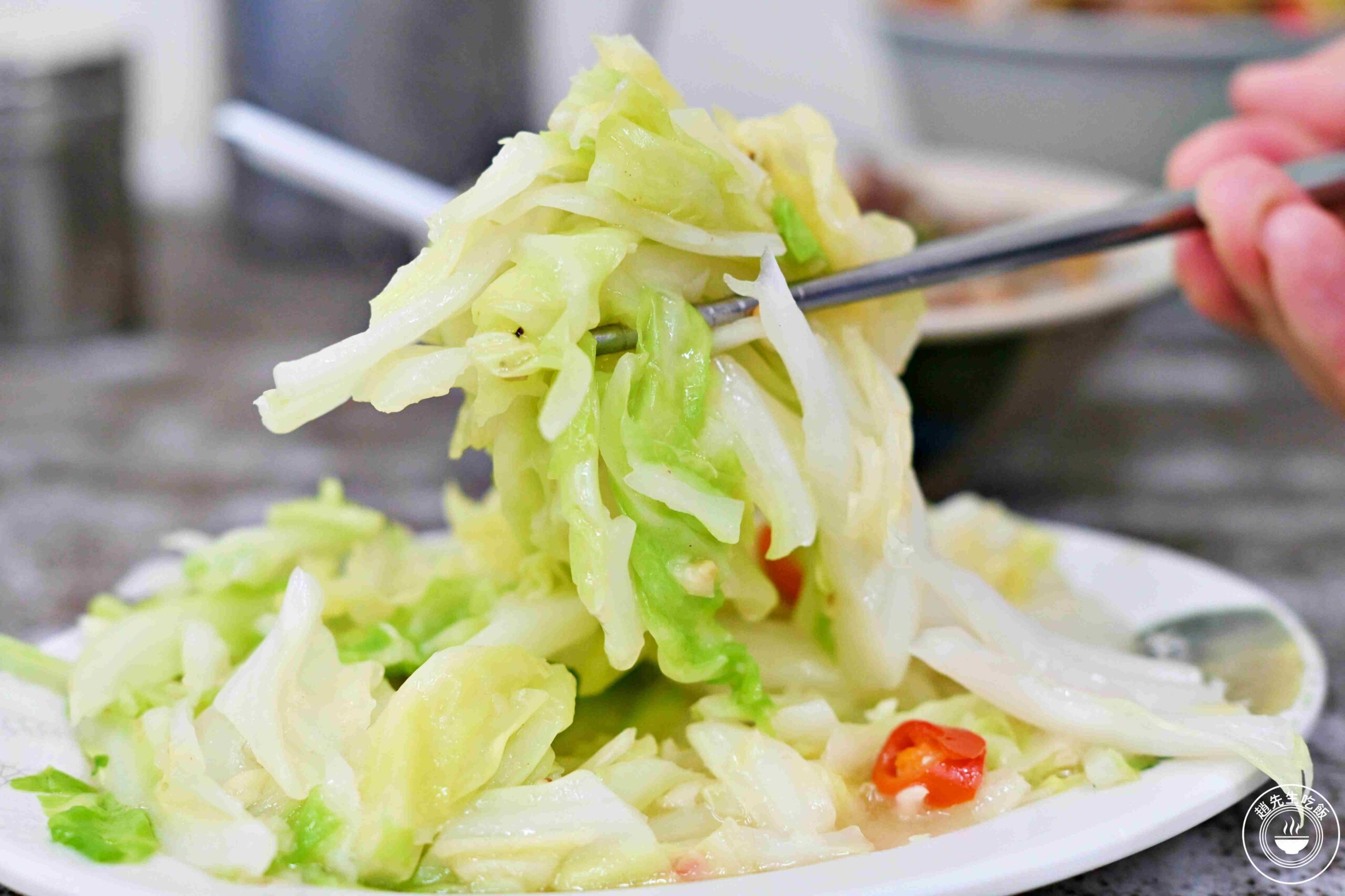 【新莊美食】新莊羊肉榮，1500則好評，很多人早餐午餐下午茶都在吃，羊肉極強(菜單) @趙先生吃飯