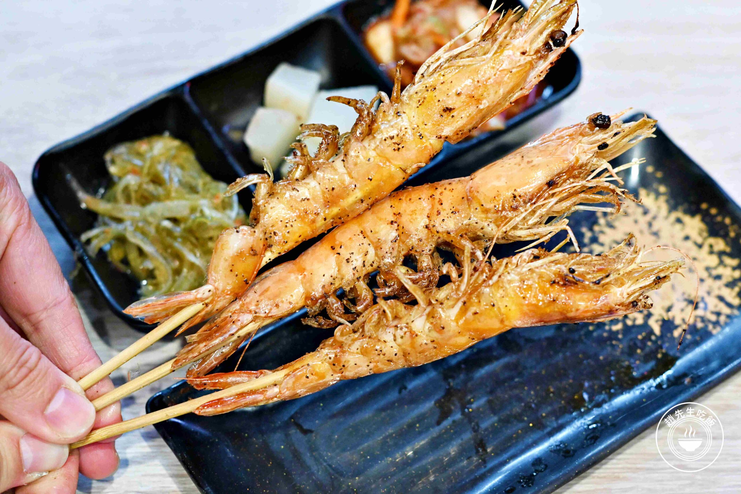 【新莊美食】柒息地串燒居酒屋新莊中華店，五小時熬煮的靈魂烤肉醬超強推薦(菜單) @趙先生吃飯