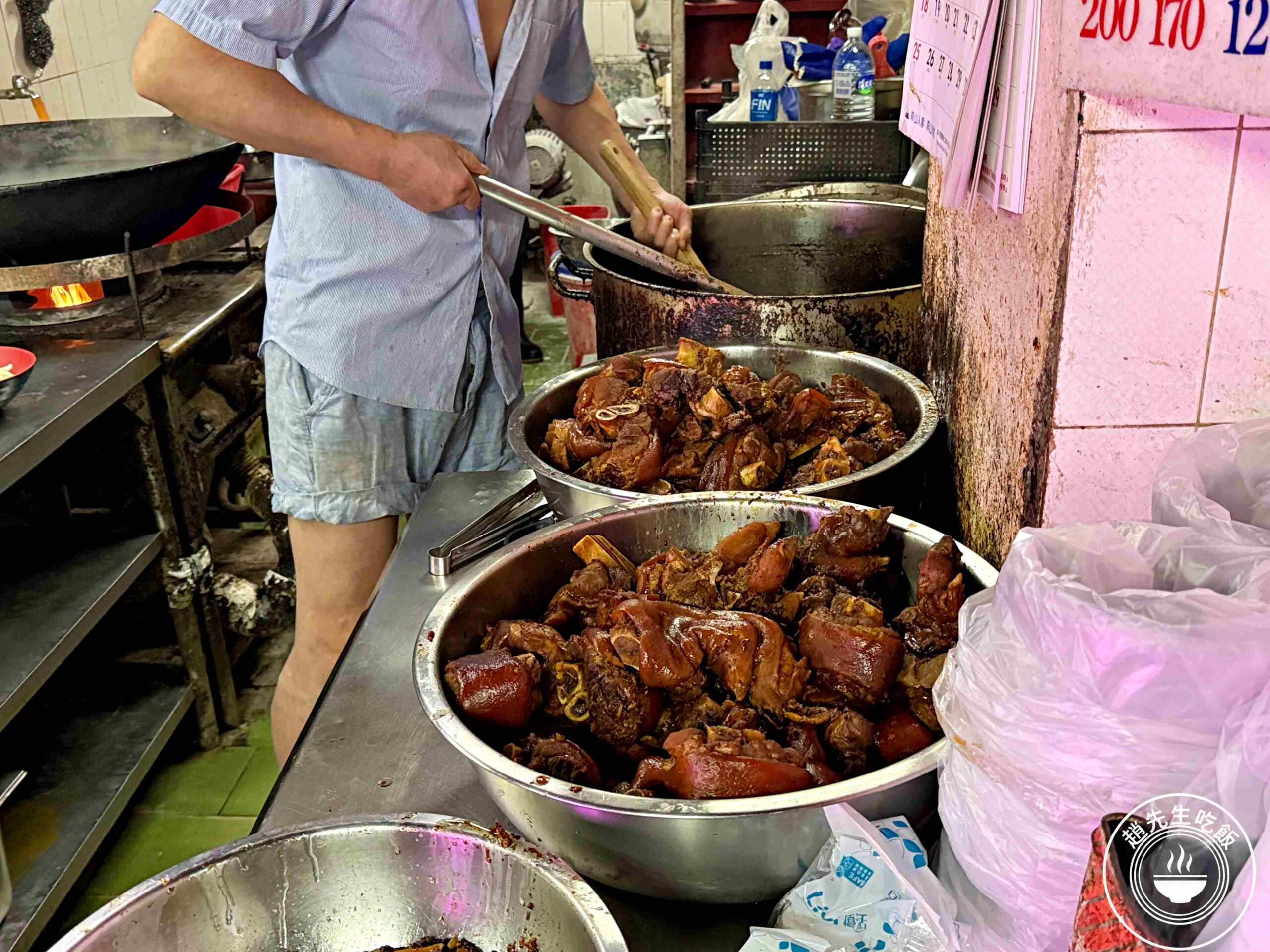【大安站美食】江蘇老趙刀切麵，在地人從小吃到大手桿麵條嚼勁十足推薦(菜單) @趙先生吃飯