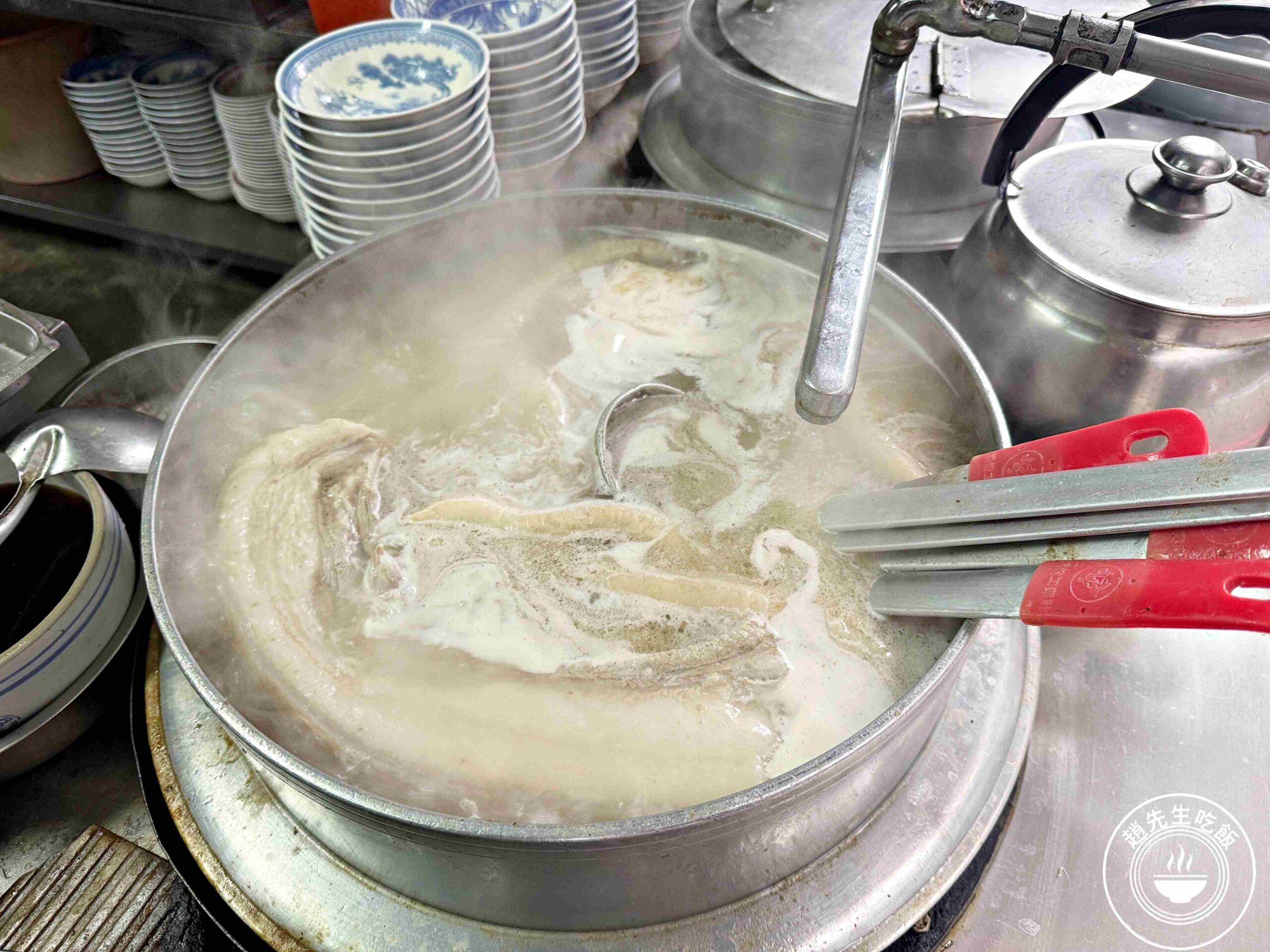 【蘆洲美食】蘆洲大廟口切仔麵，500碗得獎名店！百元有找高CP值推薦(菜單) @趙先生吃飯