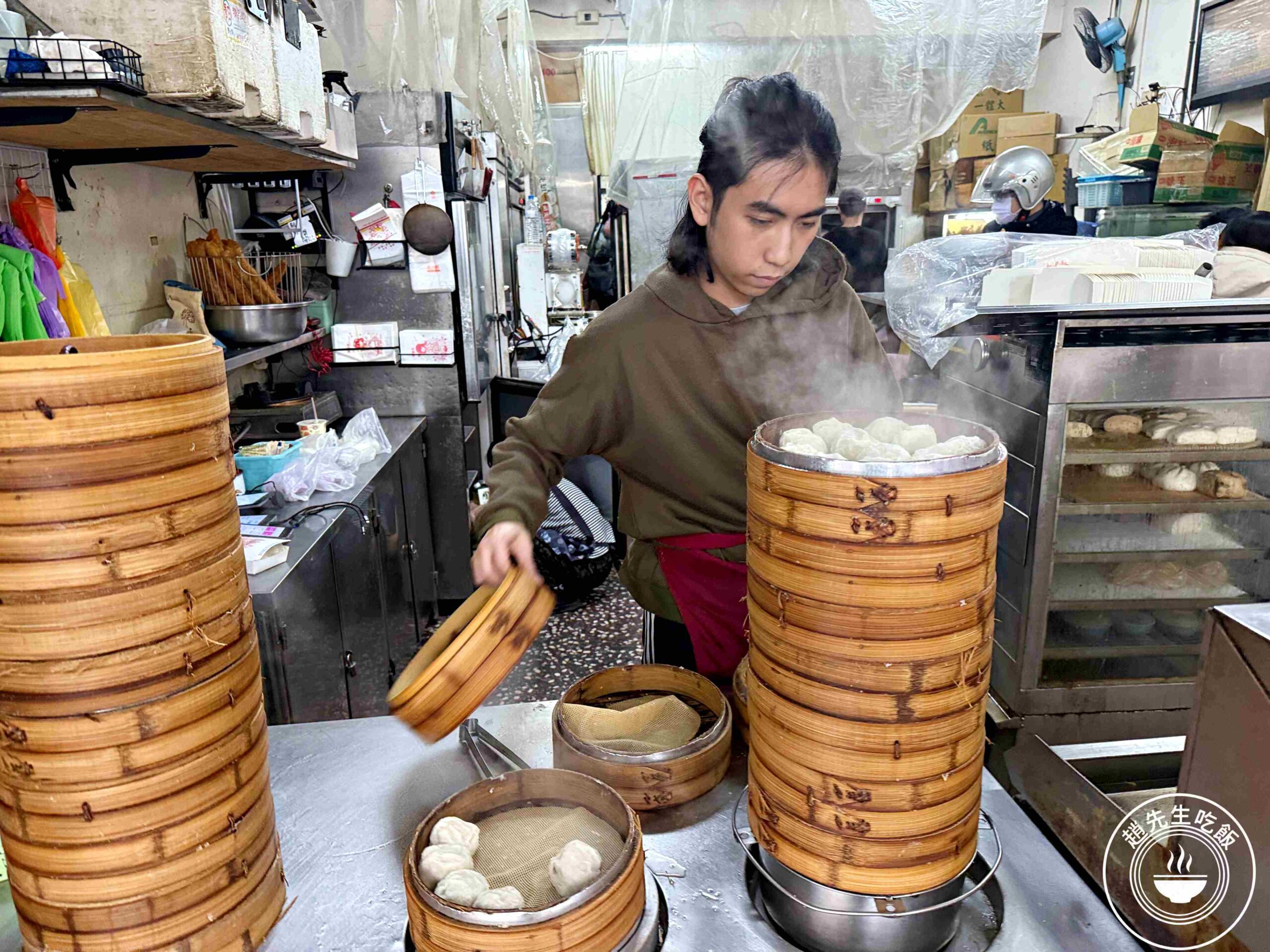 【蘆洲美食】信義豆漿，宵夜早餐這家最強！10元皮薄多汁肉餡紮實推薦(菜單) @趙先生吃飯