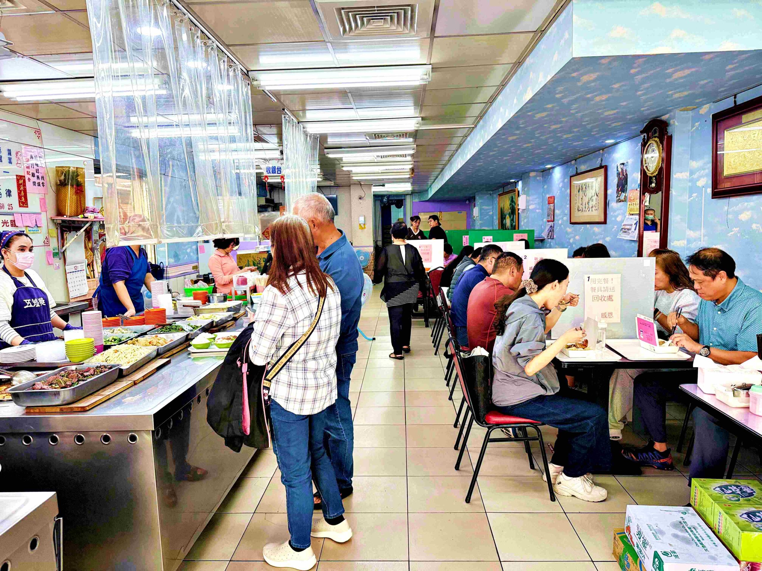 【三重美食】五燈獎豬腳飯，韓國名廚白種元跟輝達黃仁勳也愛，甜鹹交織滷肉飯 (菜單) @趙先生吃飯