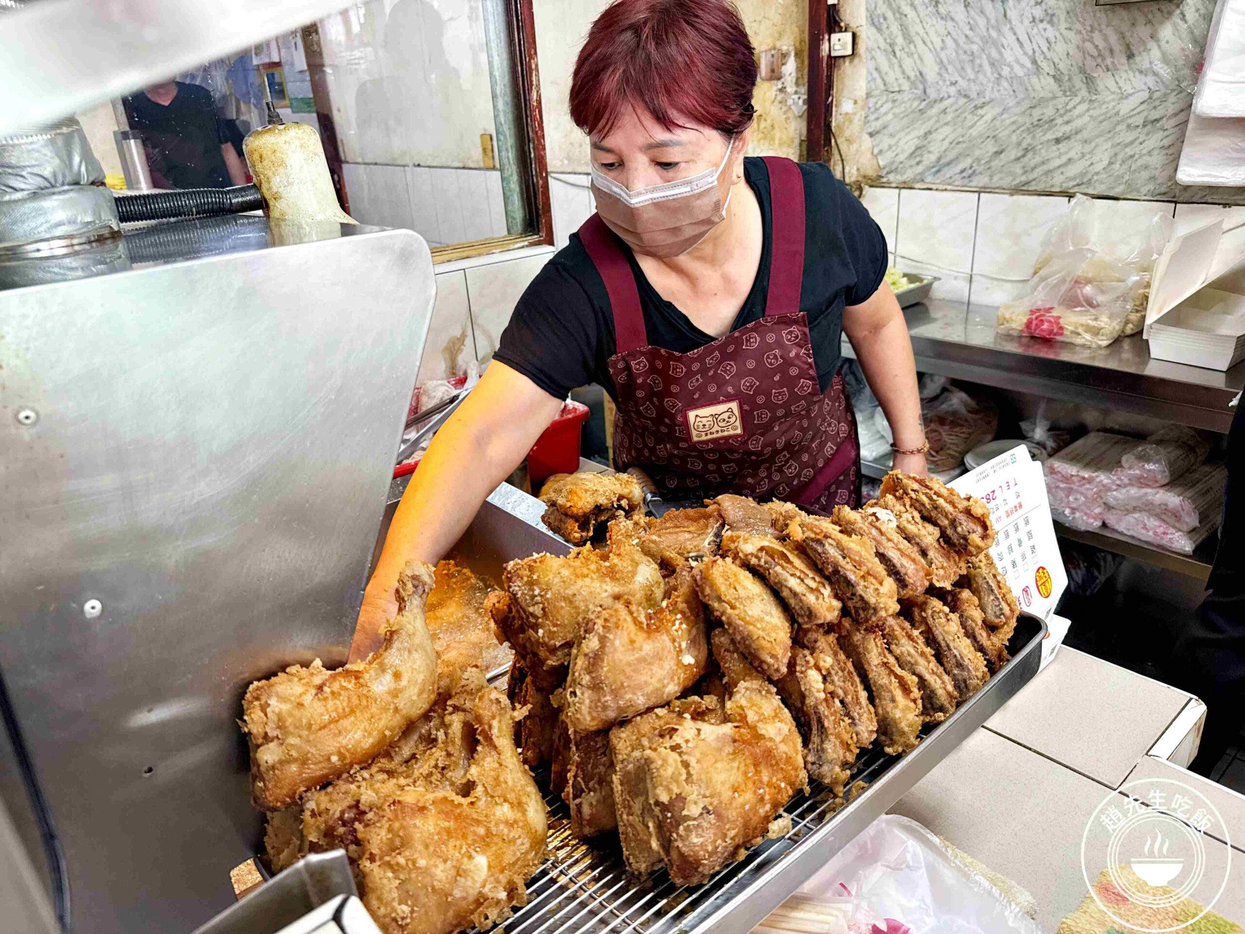 【天母美食】圓環魯肉飯，還沒開店就排隊！近千則評論的在地知名便當推薦(菜單) @趙先生吃飯