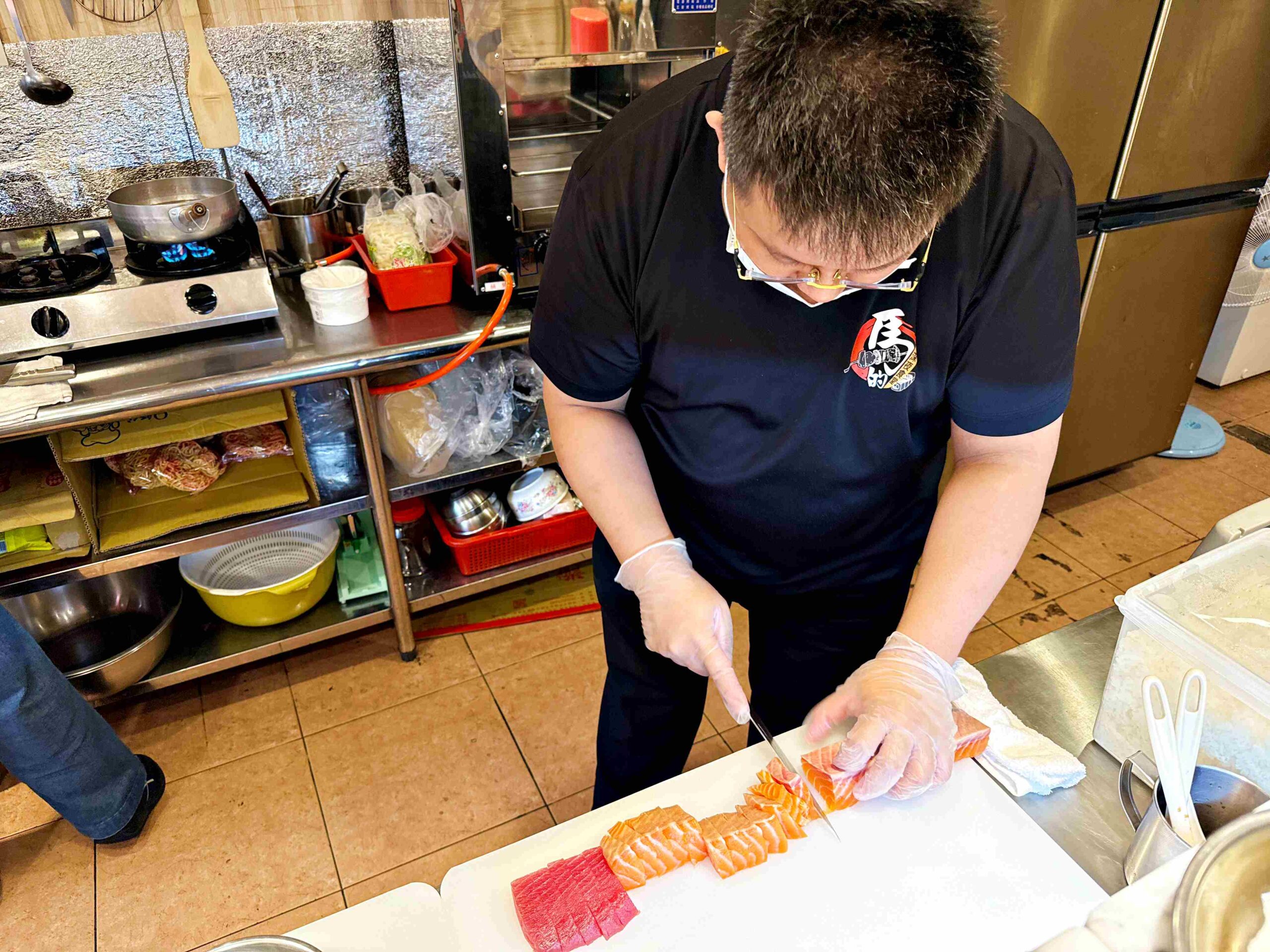 【南港美食】馬的關東煮專賣店，銅板價關東煮，搭配厚切生魚片超滿足推薦(菜單) @趙先生吃飯