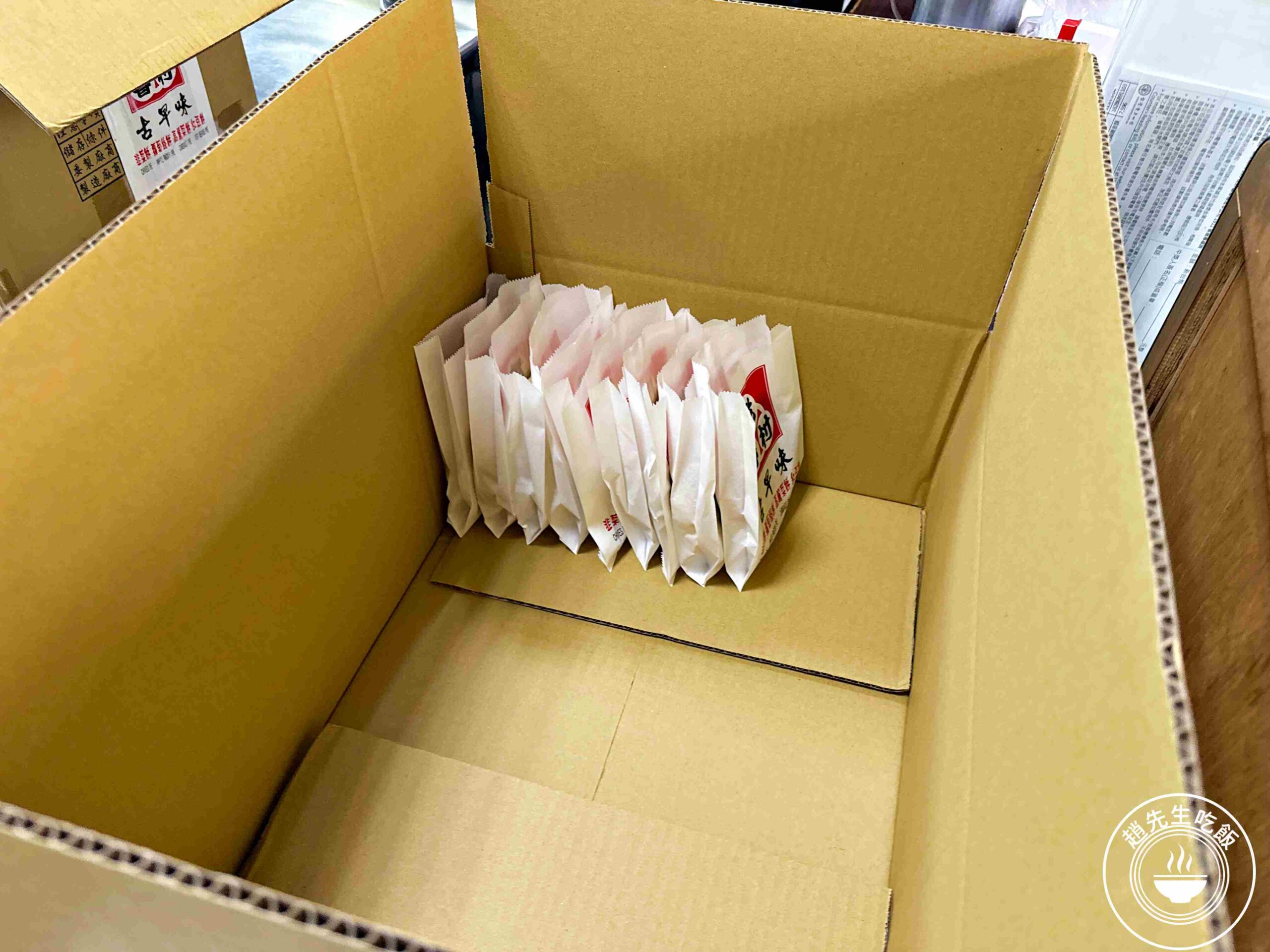 【南港美食】老眷村煎餅，巷弄的排隊店，大單直接訂兩百個高麗菜、紅豆超推薦(推薦) @趙先生吃飯