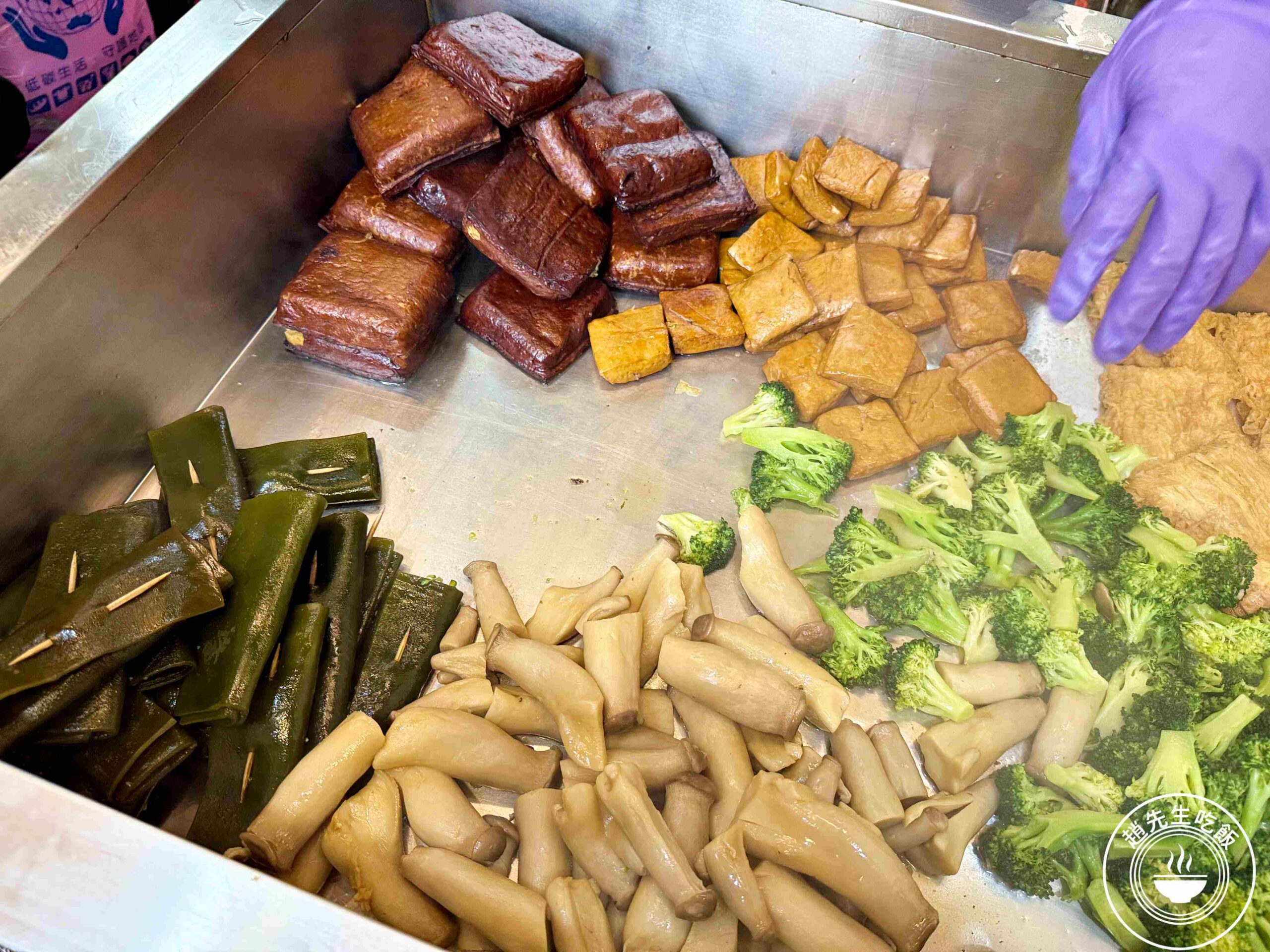 【三重美食】追蕾醬香黑鴨，隱藏版四川冷滷味，醬料、調味超強推薦(菜單) @趙先生吃飯