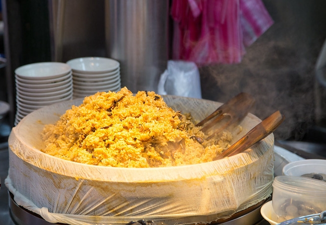【基隆美食】螃蟹羹‧油飯(吳記 第5號攤），油飯、螃蟹羹都好吃推薦(菜單) @趙先生吃飯